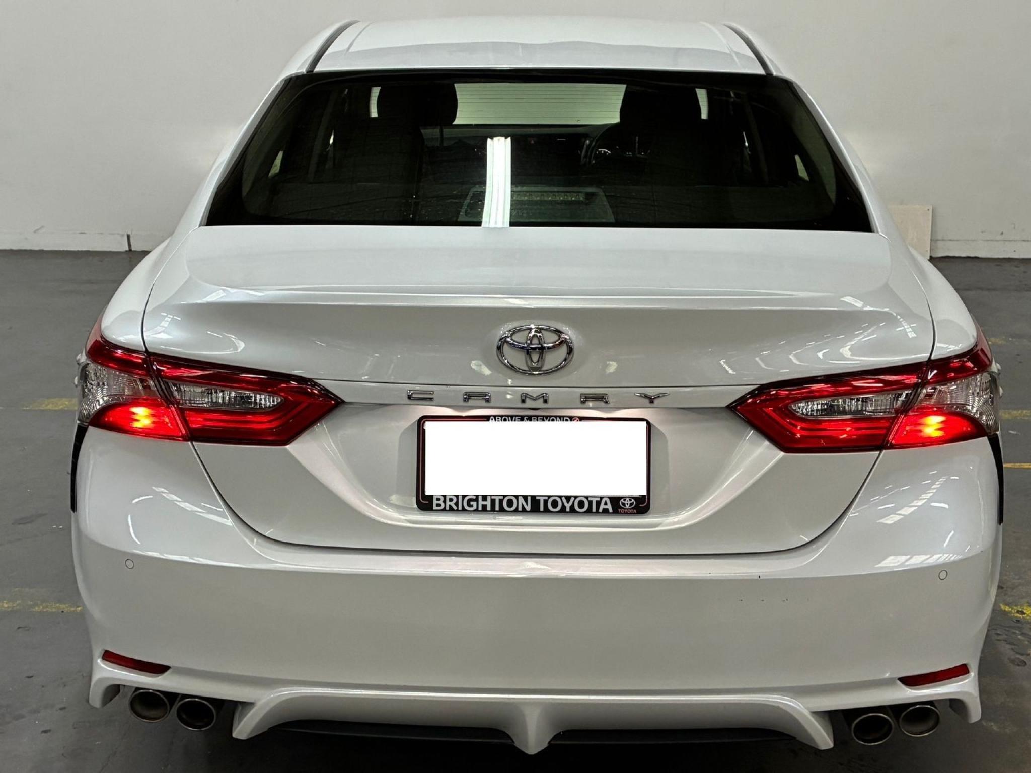 TOYOTA CAMRY