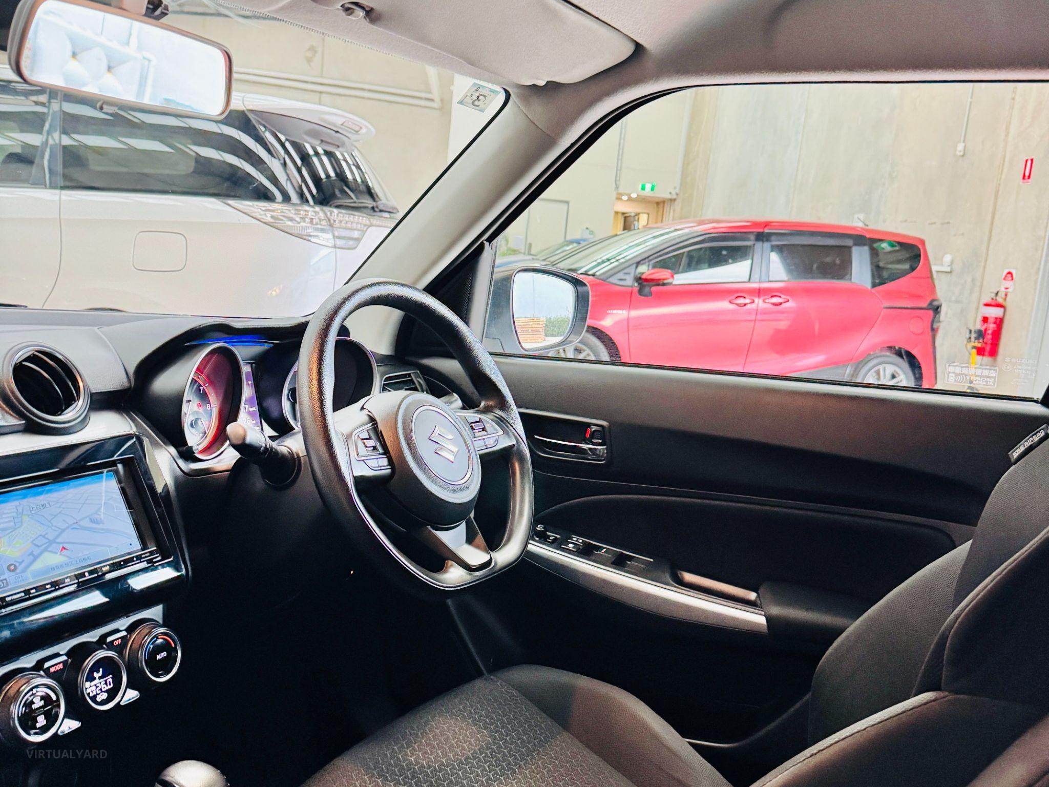 SUZUKI SWIFT