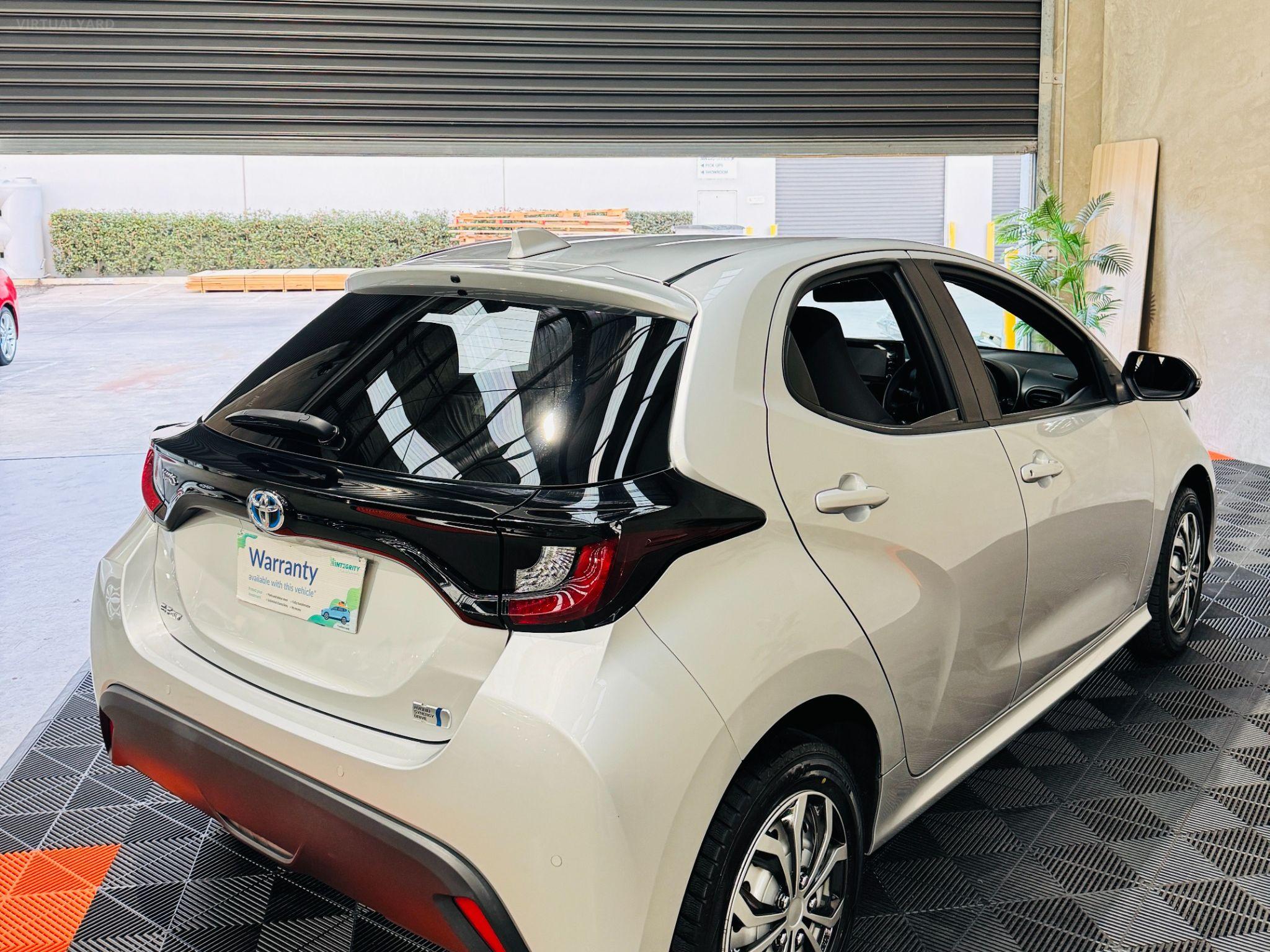 TOYOTA YARIS