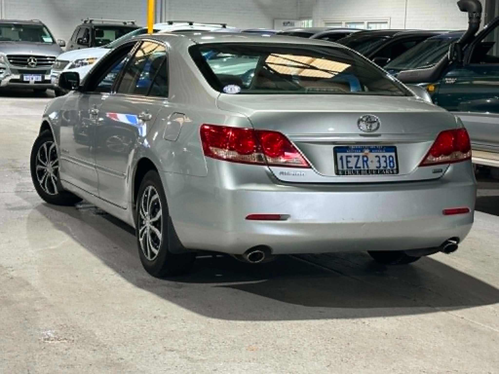 TOYOTA AURION