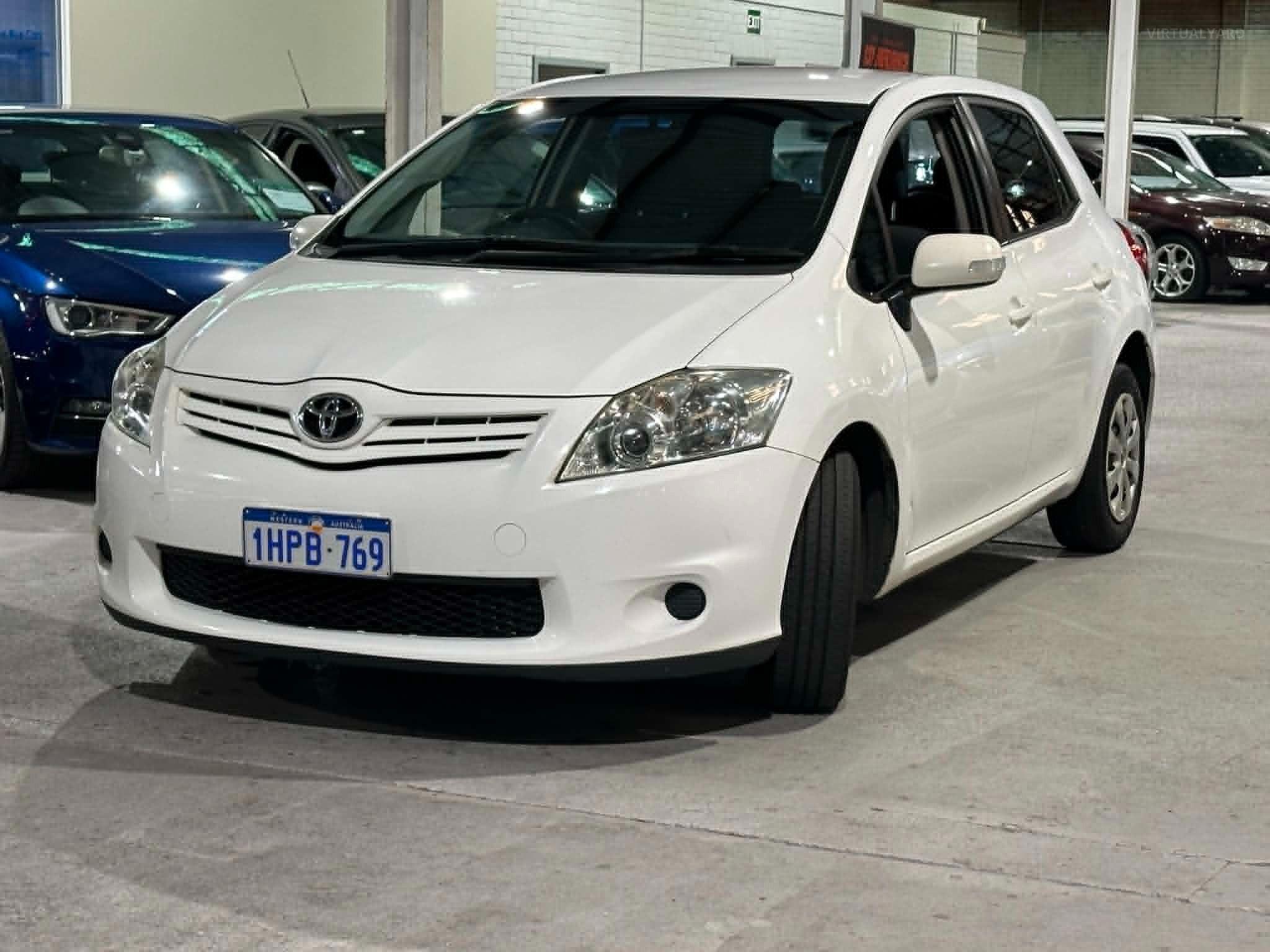 TOYOTA COROLLA