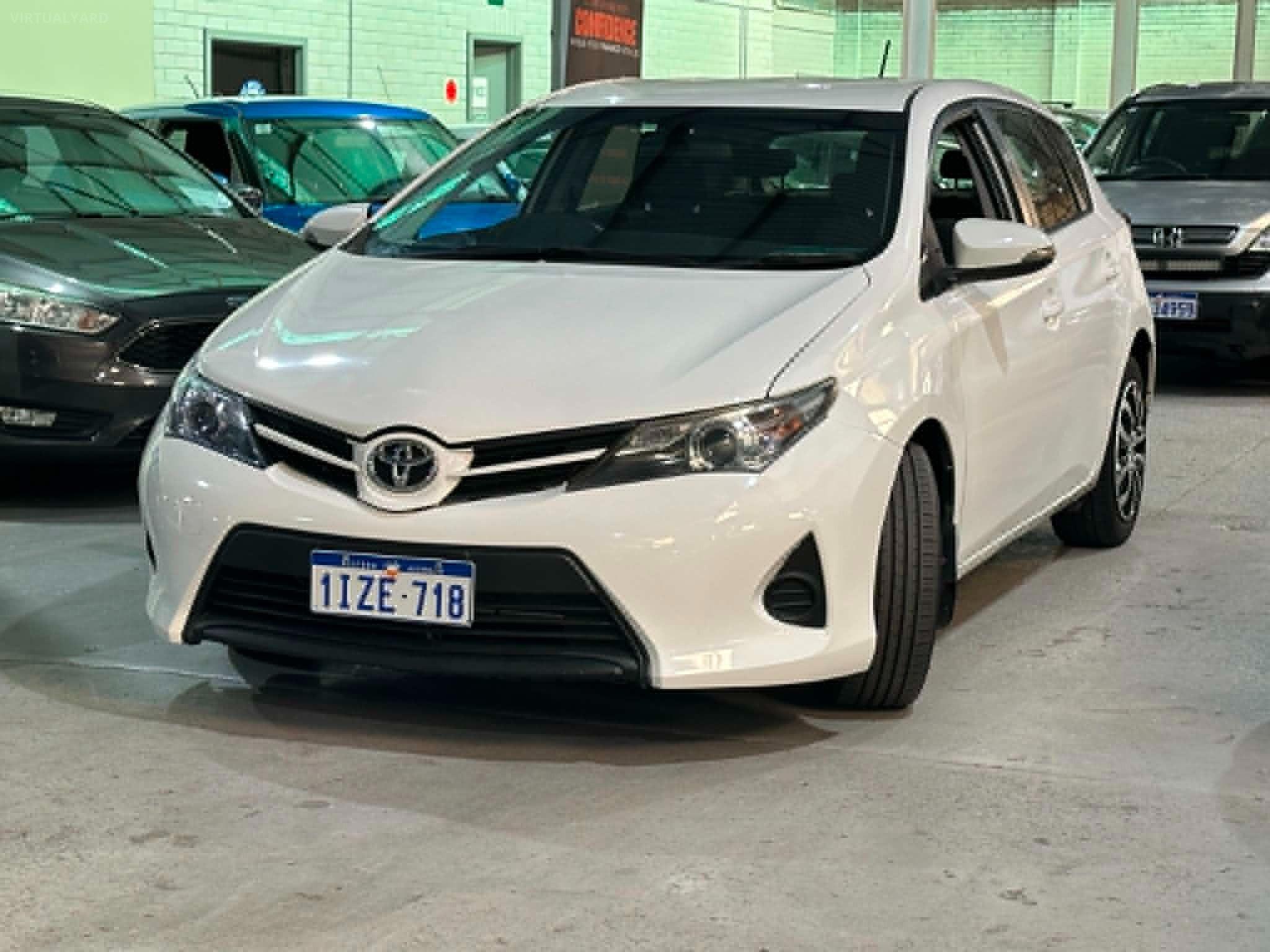 TOYOTA COROLLA
