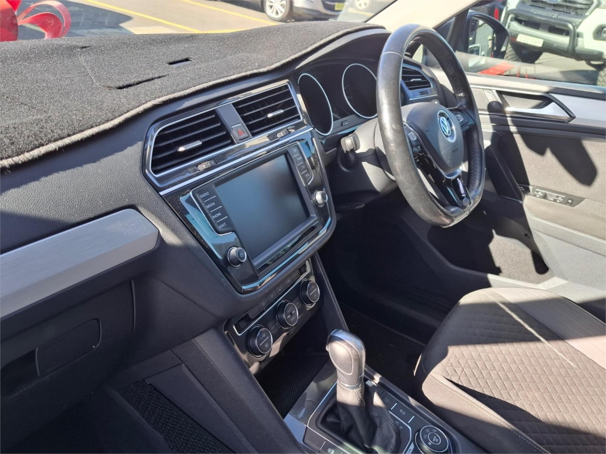 2017 VOLKSWAGEN TIGUAN 5N 132TSI COMFORTLINE WAGON 5DR DSG 7SP 4MOTION 2.0T [MY17] image 21
