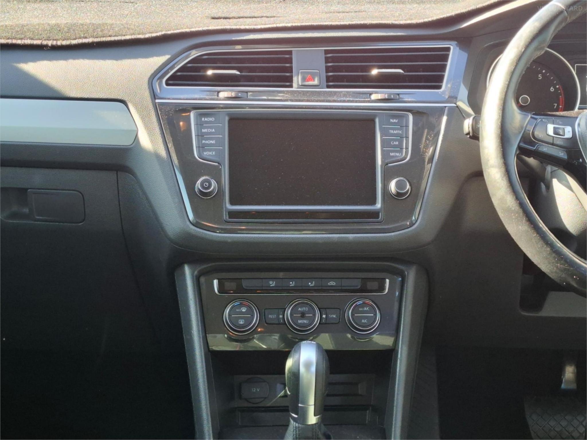 2017 VOLKSWAGEN TIGUAN 5N 132TSI COMFORTLINE WAGON 5DR DSG 7SP 4MOTION 2.0T [MY17] image 13
