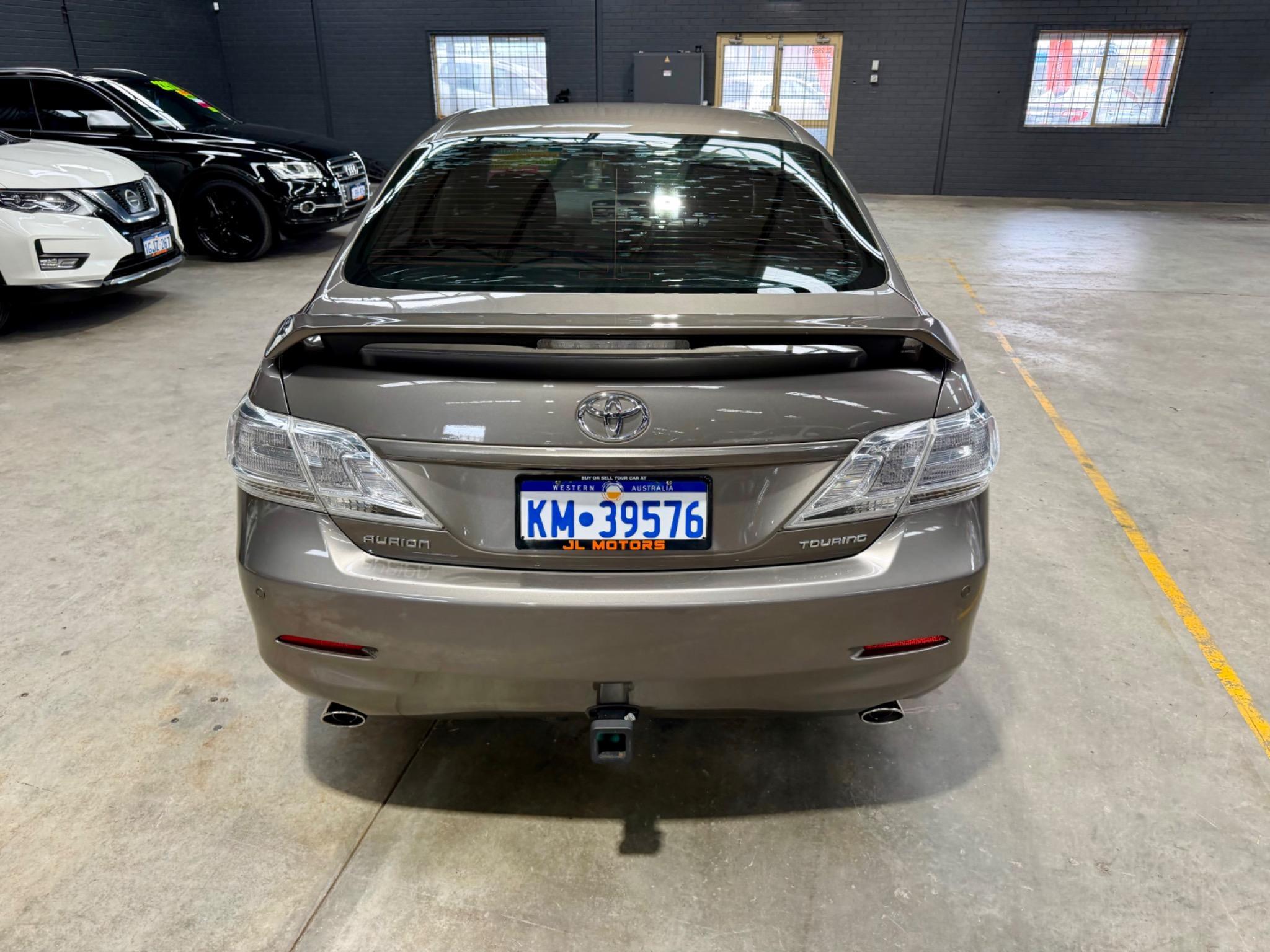 Toyota Aurion