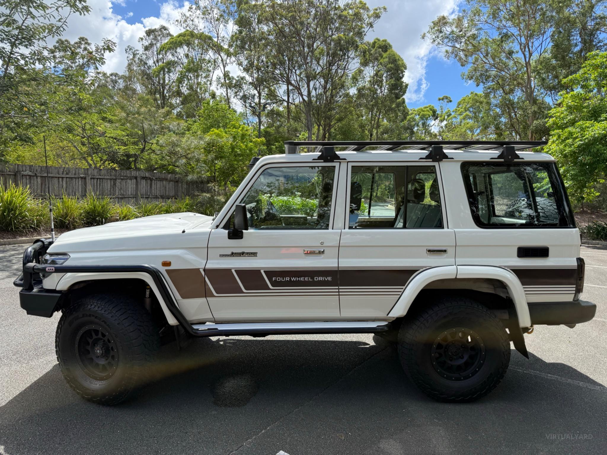 TOYOTA LANDCRUISER