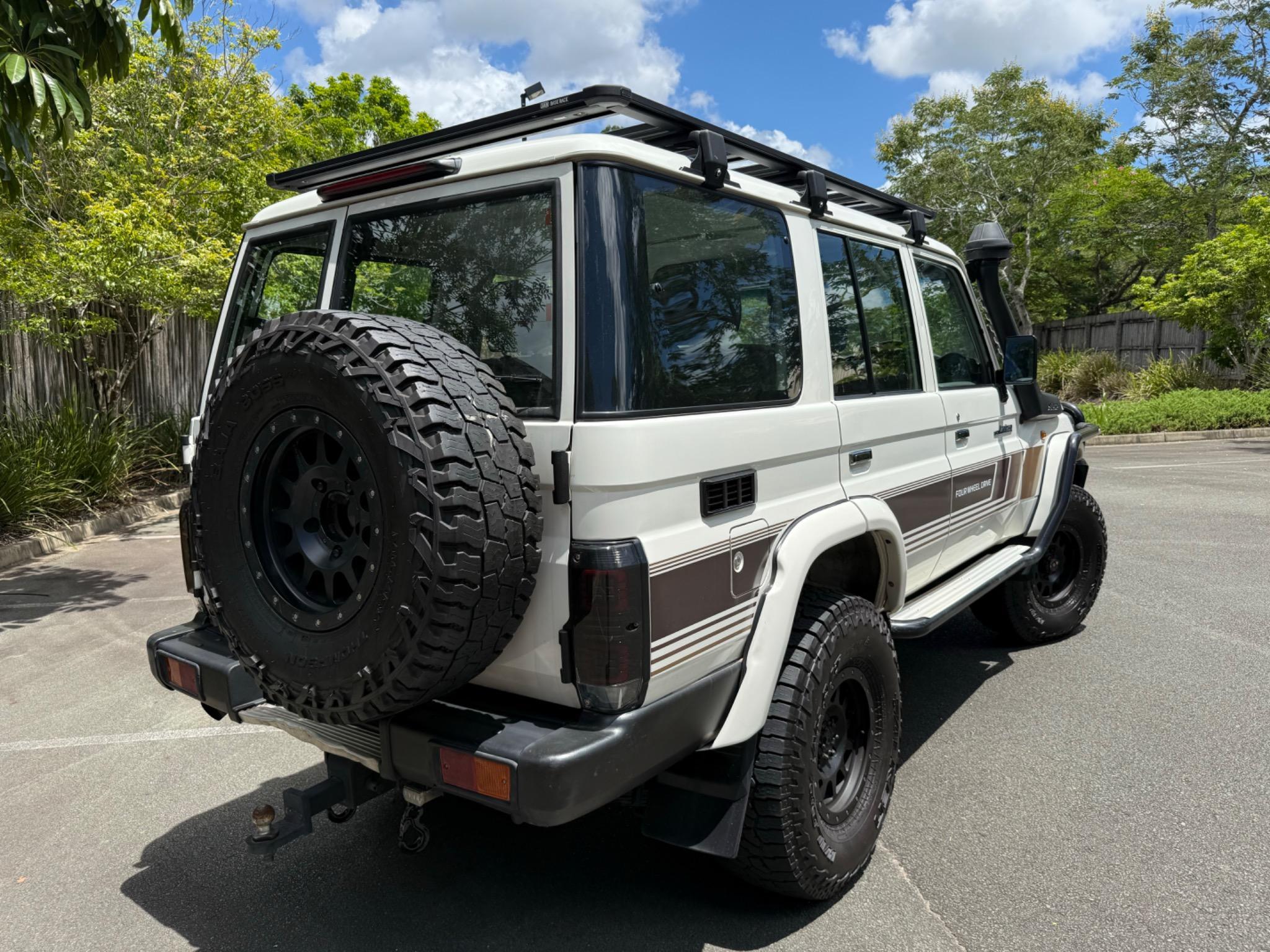 TOYOTA LANDCRUISER