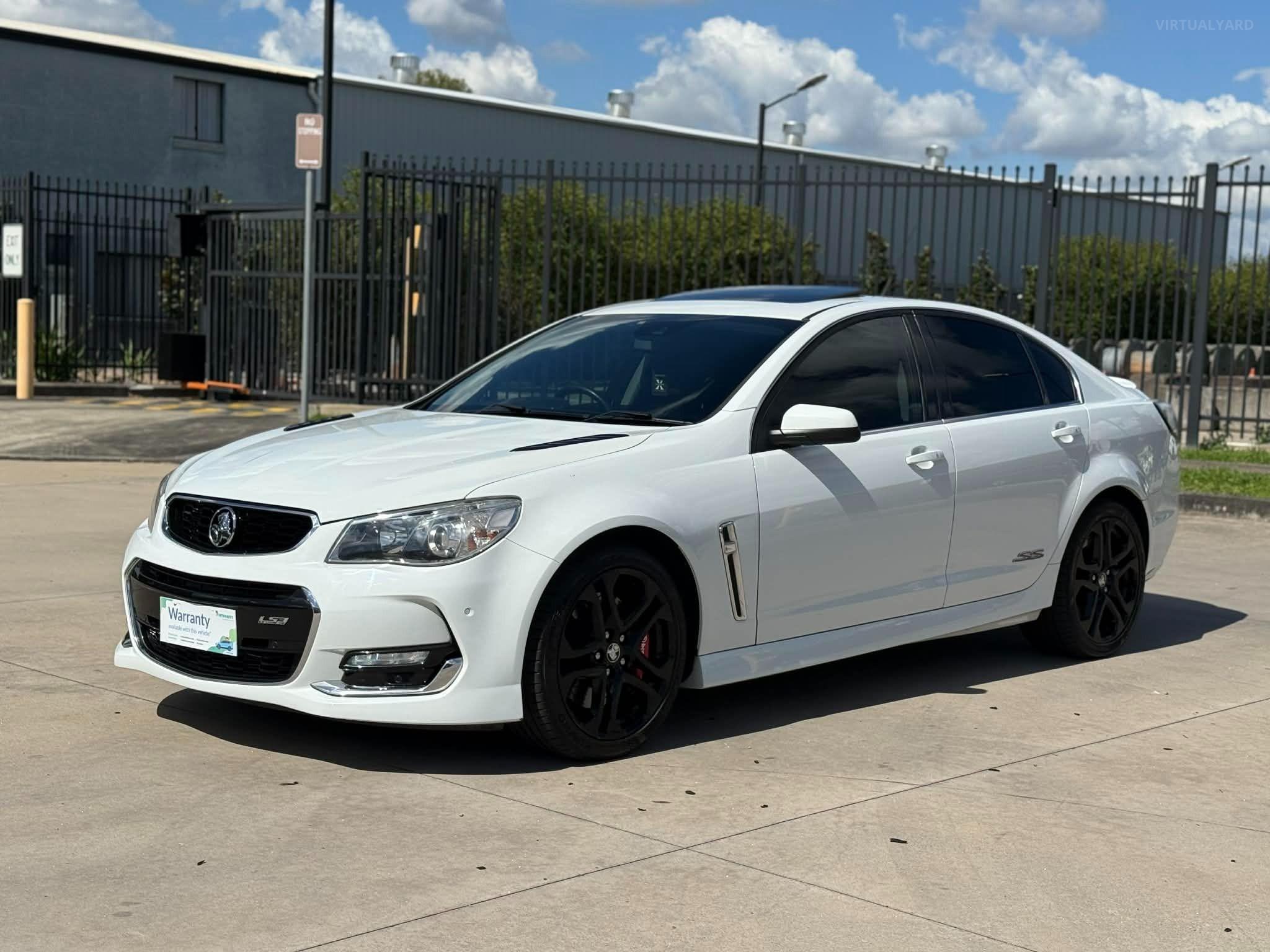 HOLDEN COMMODORE