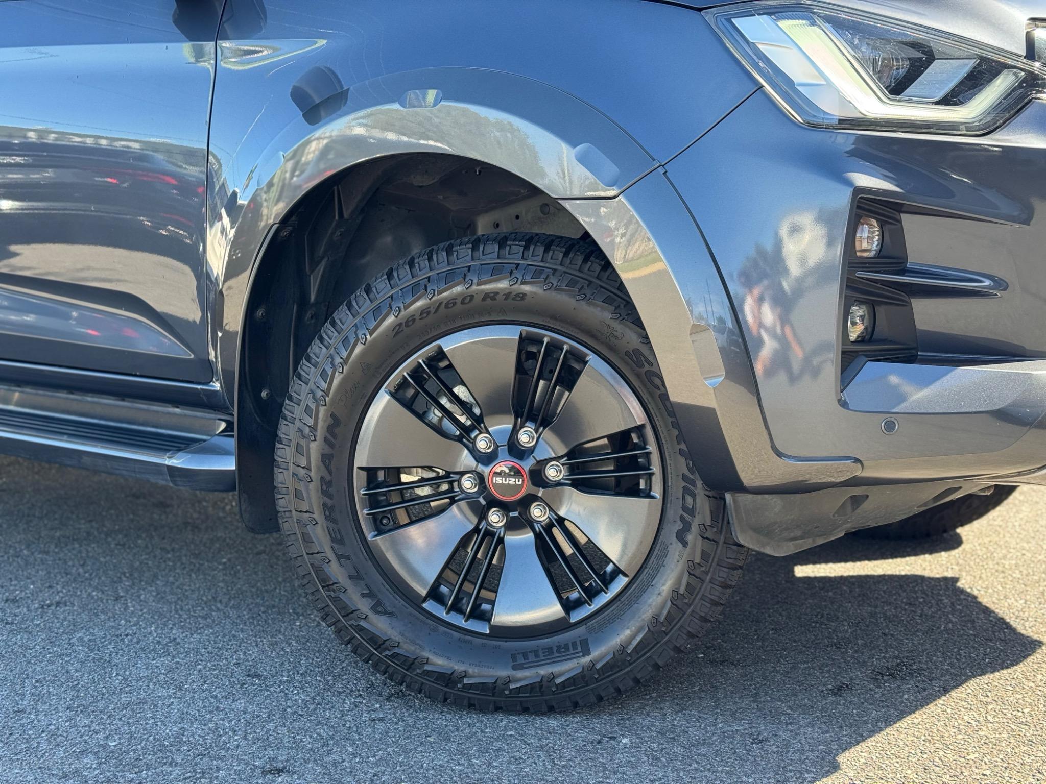 Isuzu D-MAX