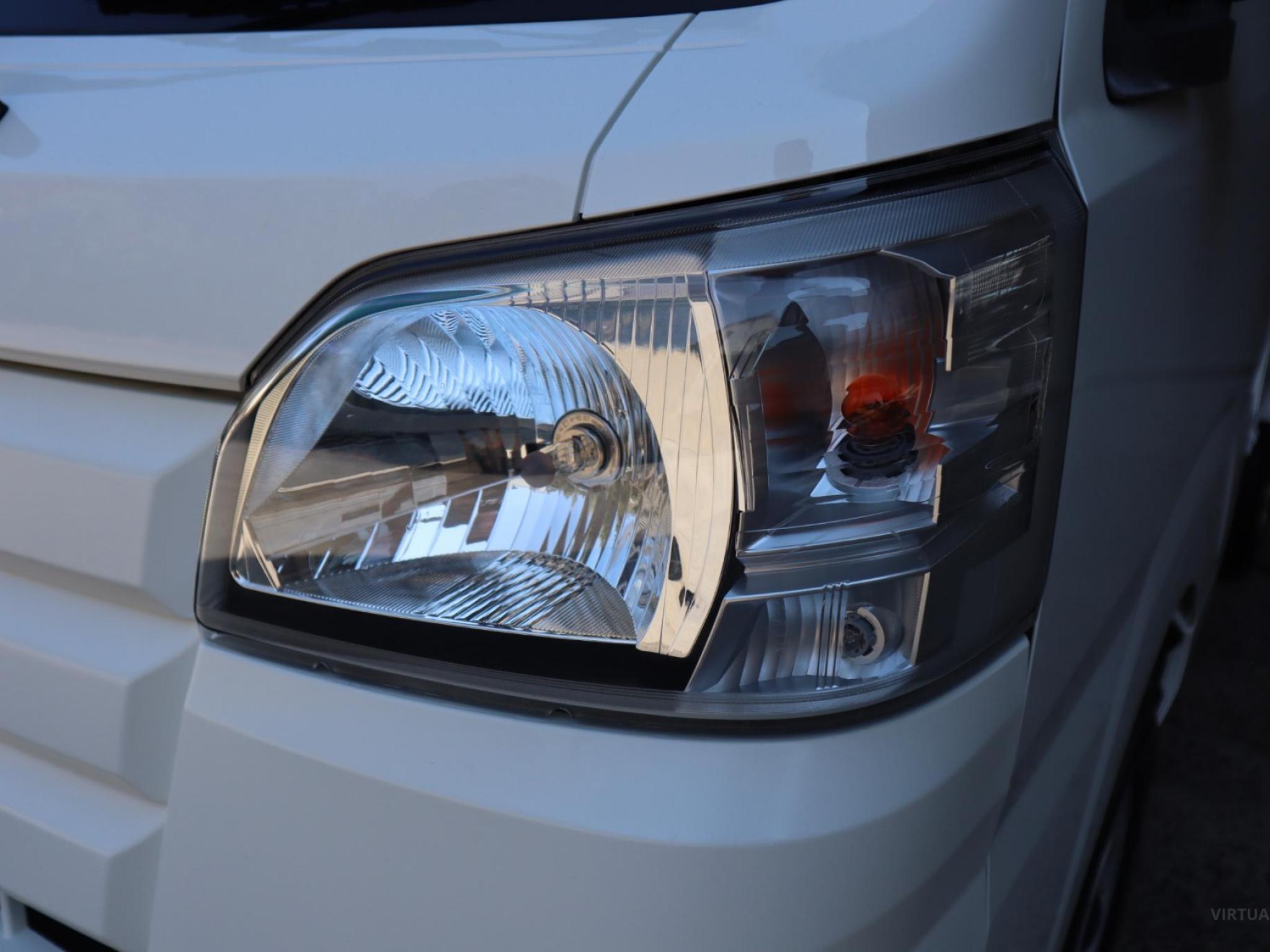 Daihatsu Hi - Jet