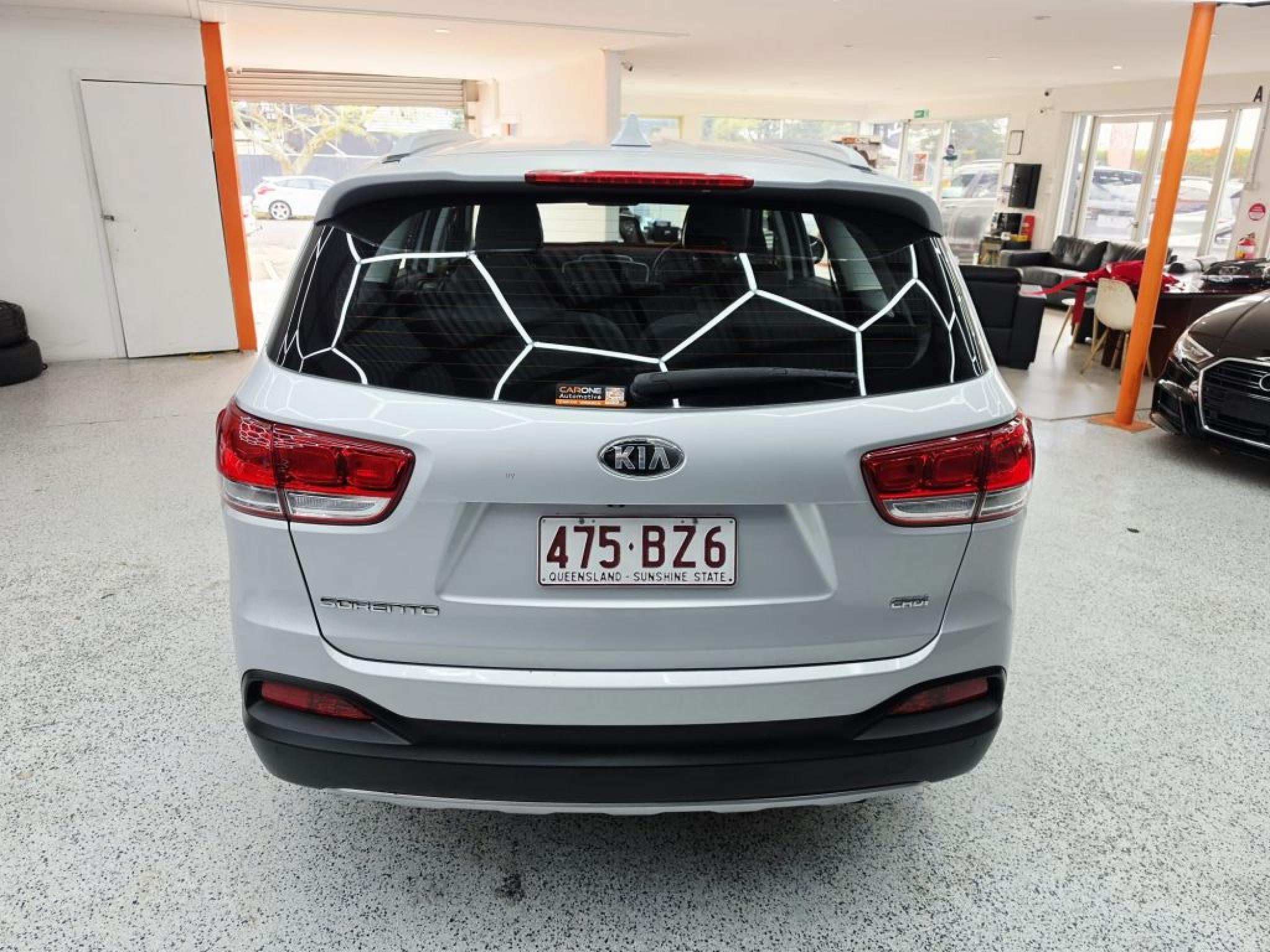 KIA SORENTO