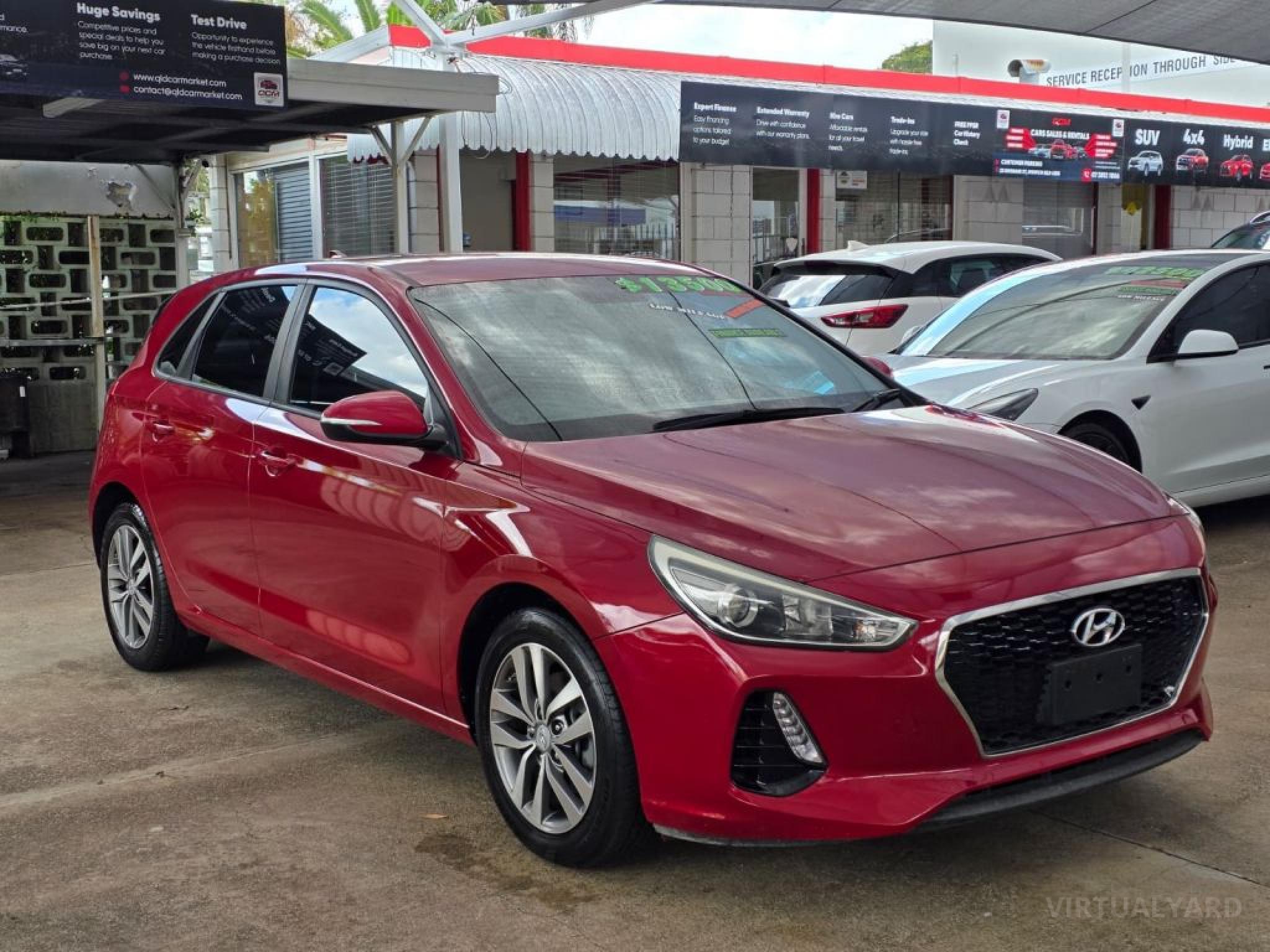 HYUNDAI i30