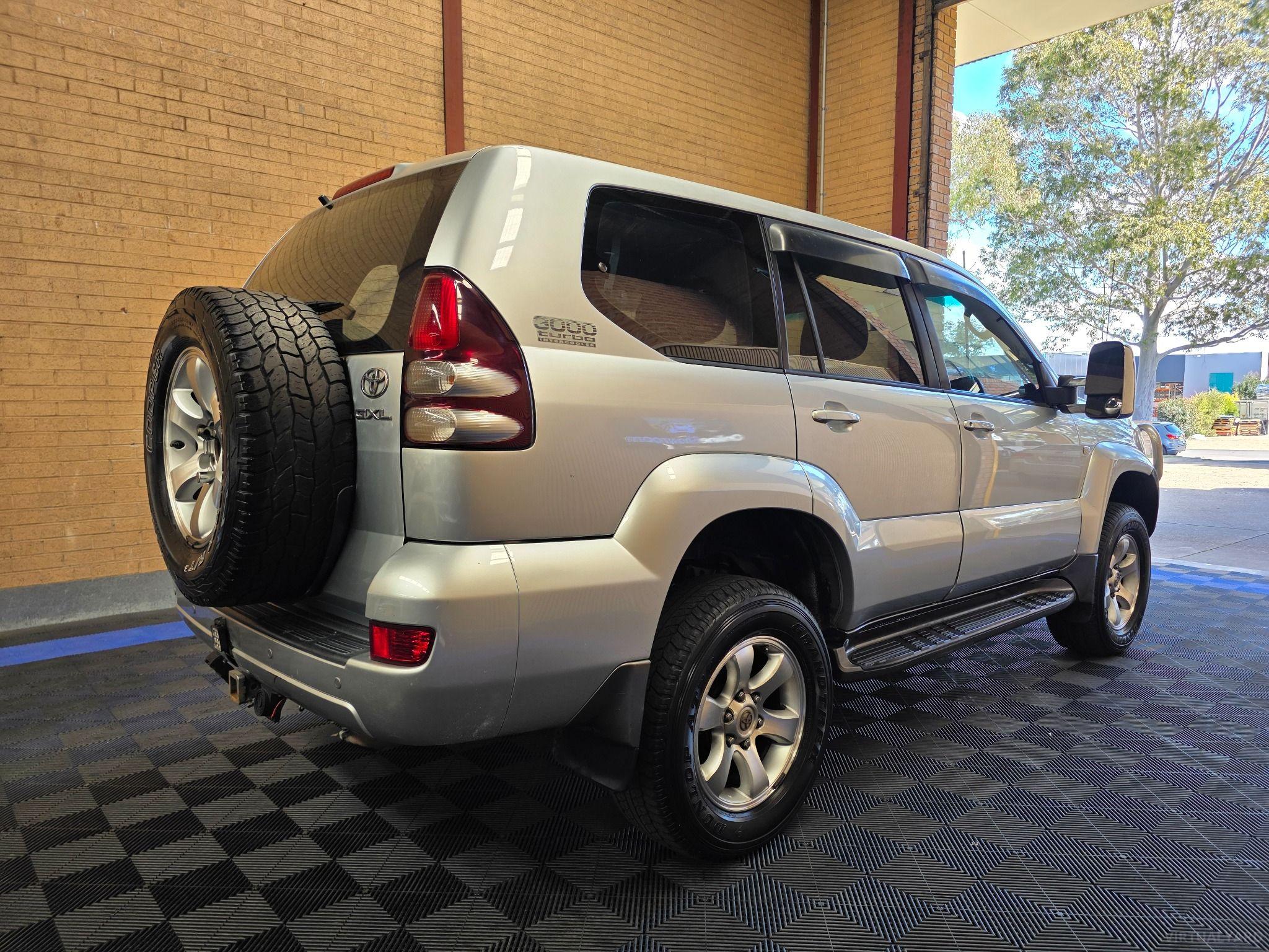 TOYOTA LANDCRUISER