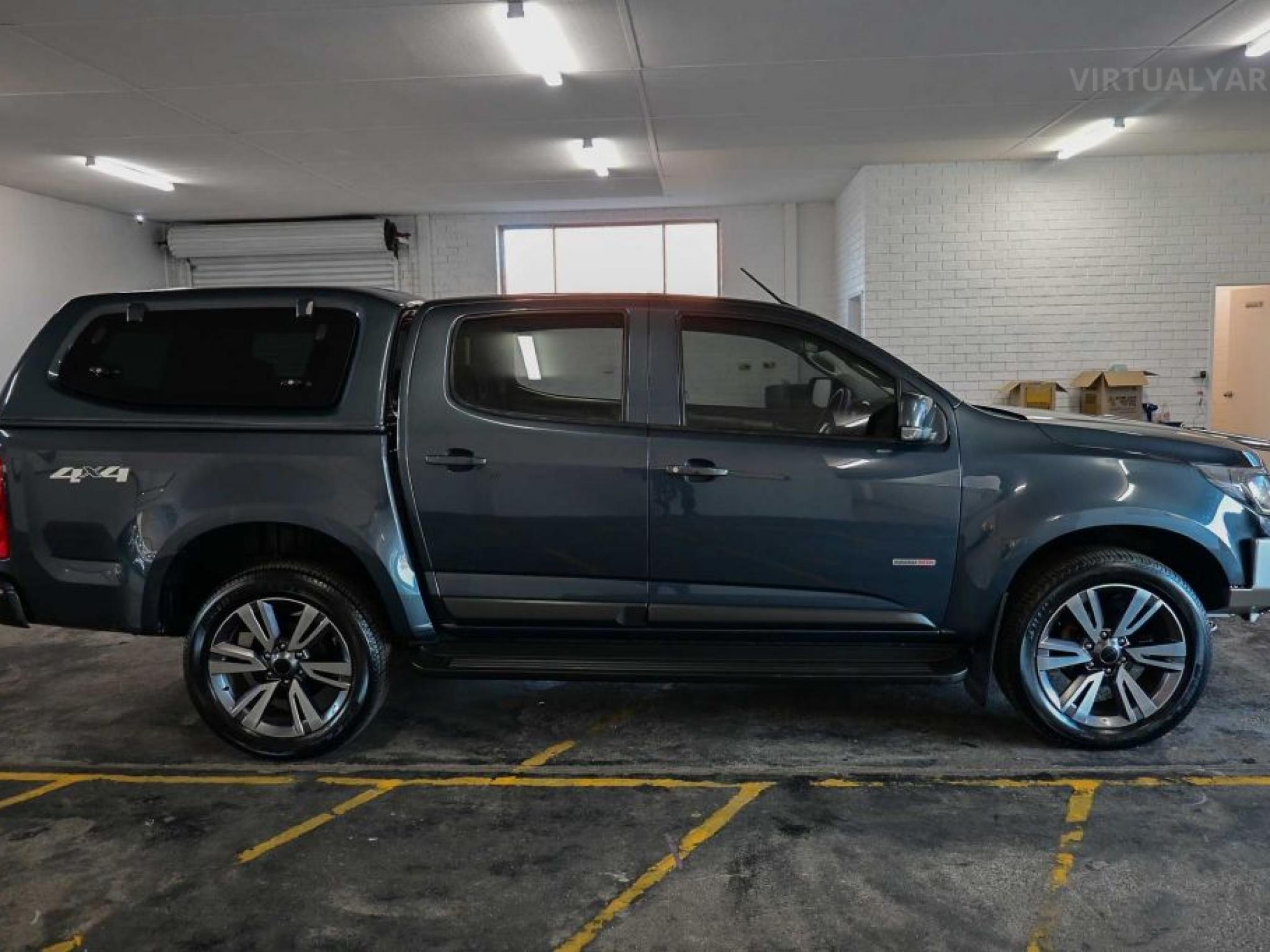HOLDEN COLORADO