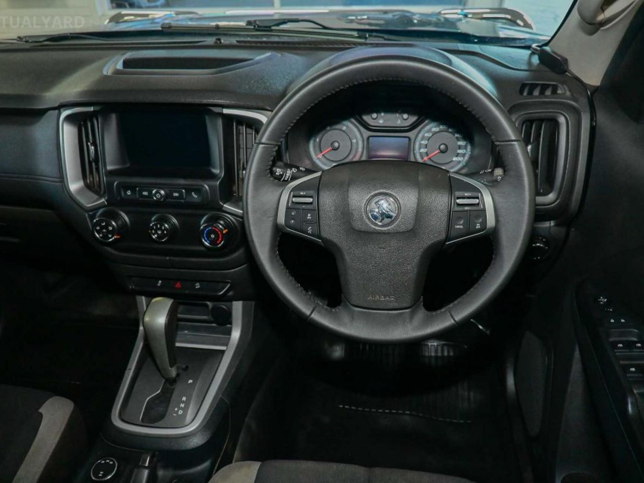 HOLDEN COLORADO