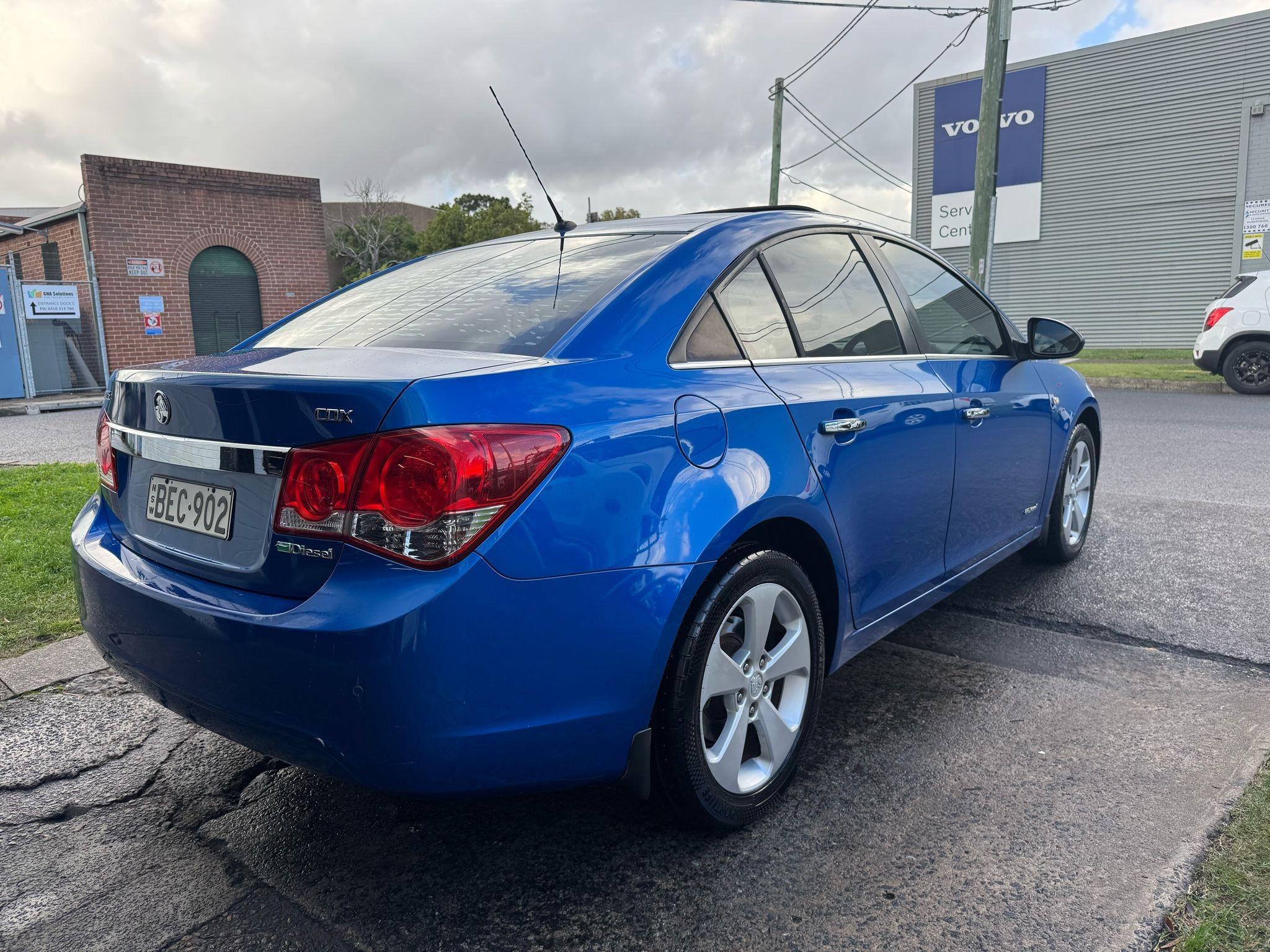 HOLDEN CRUZE
