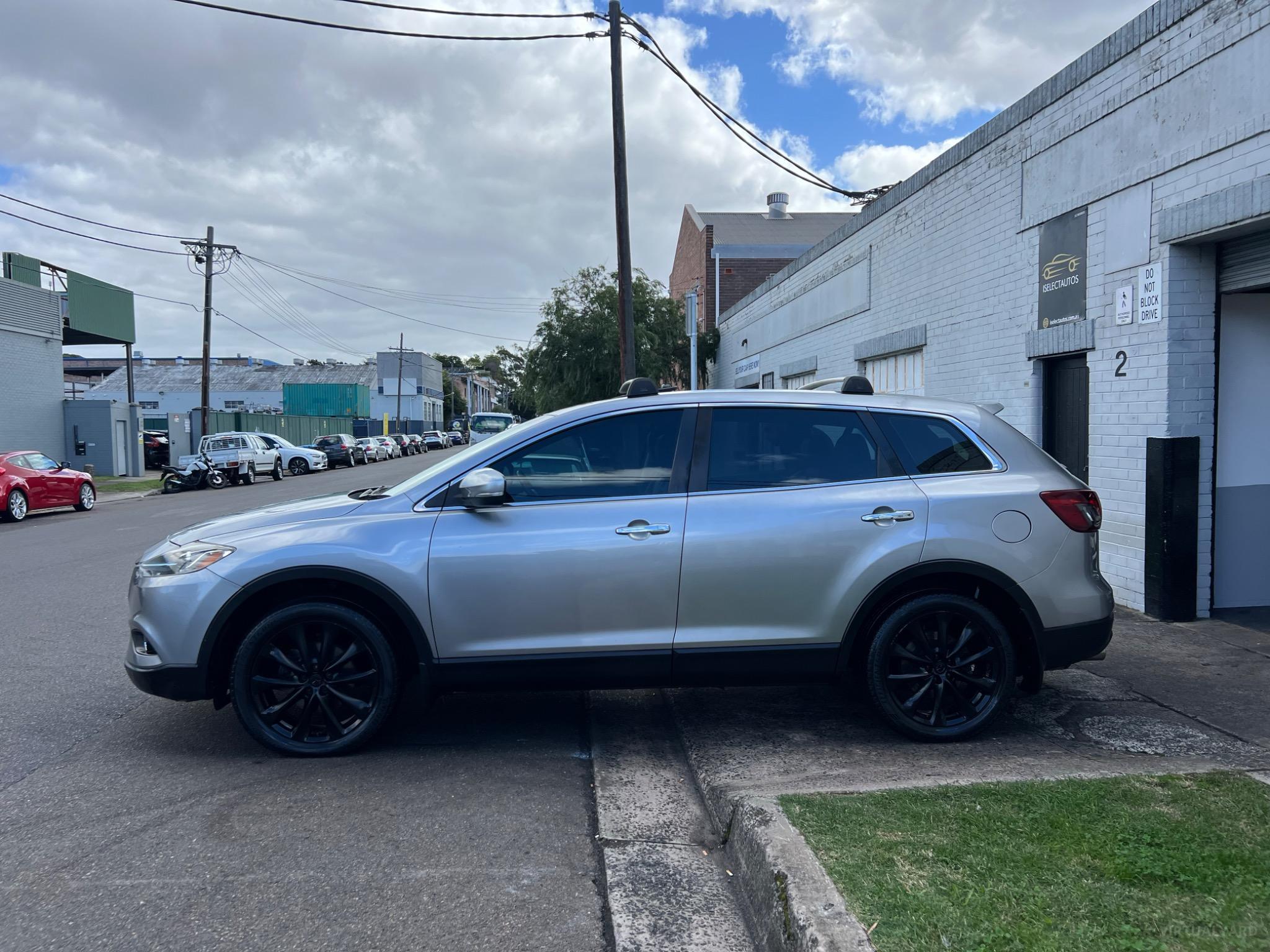 MAZDA CX-9