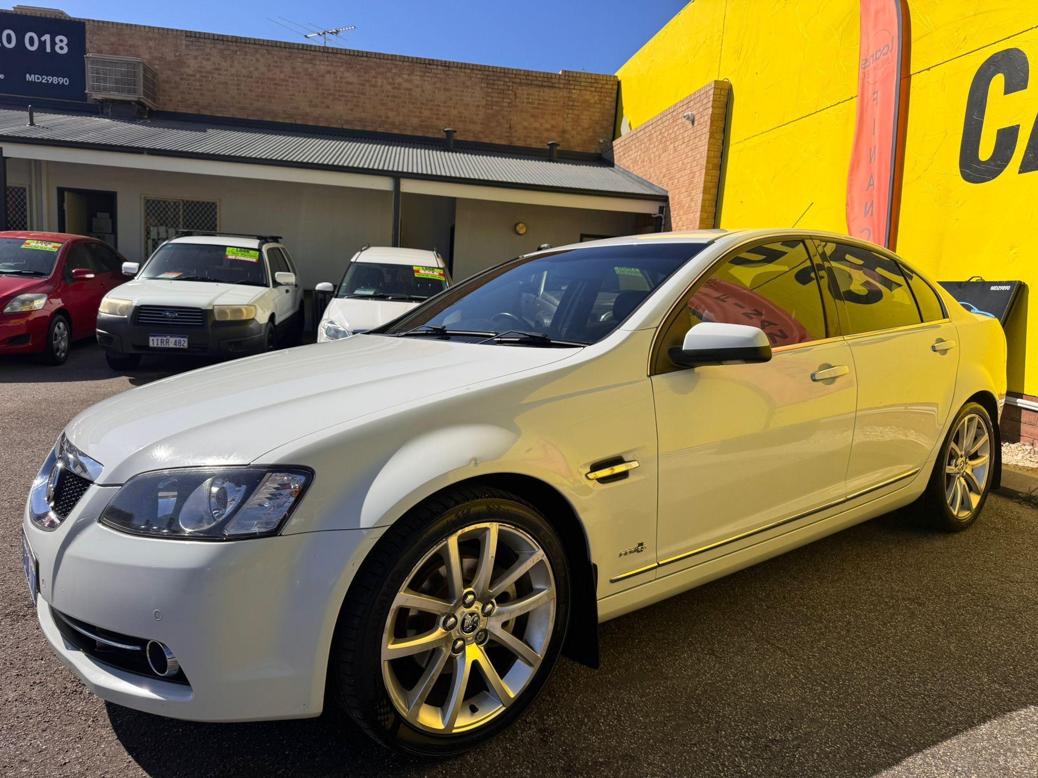 HOLDEN CALAIS