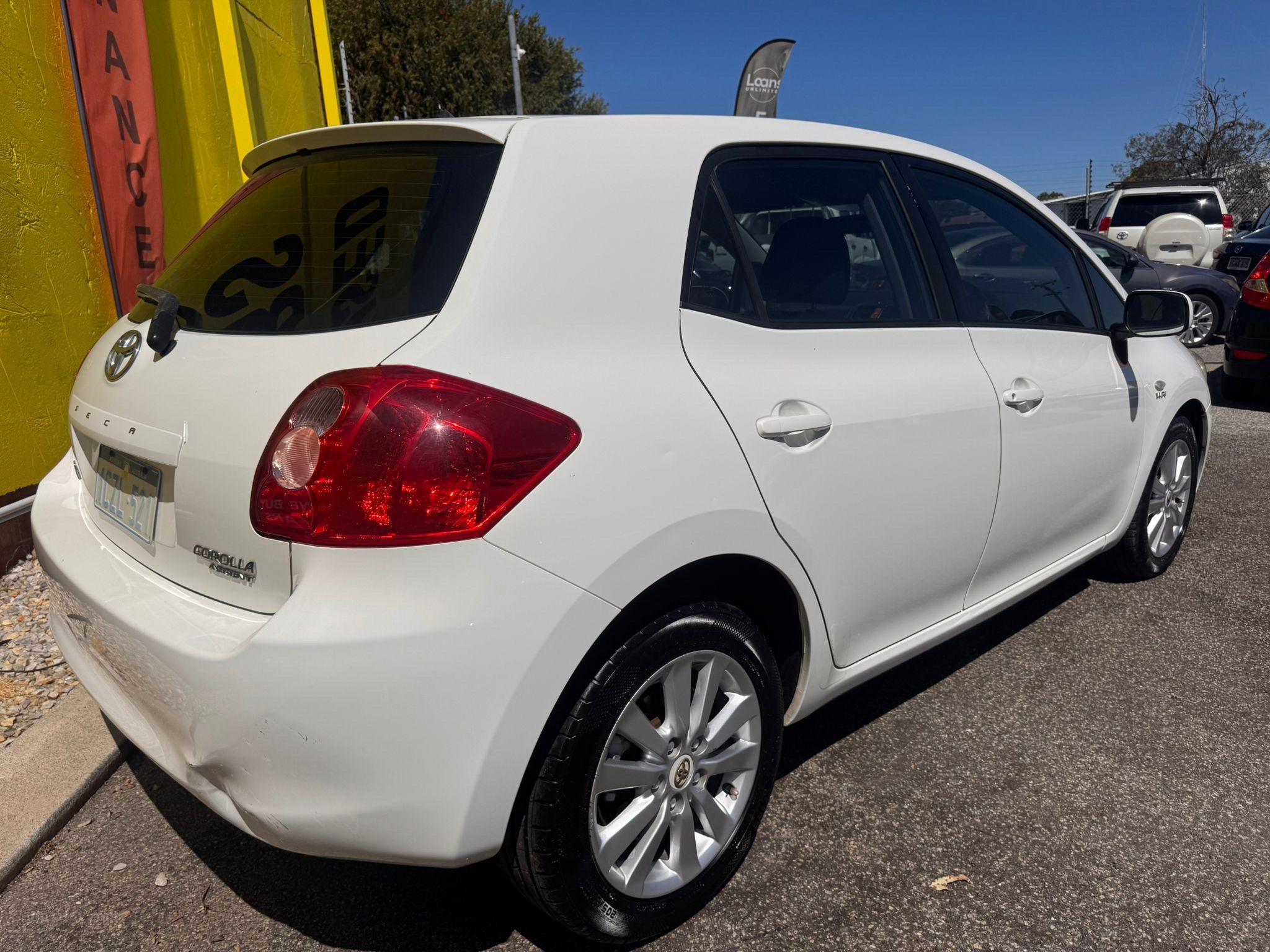 TOYOTA COROLLA