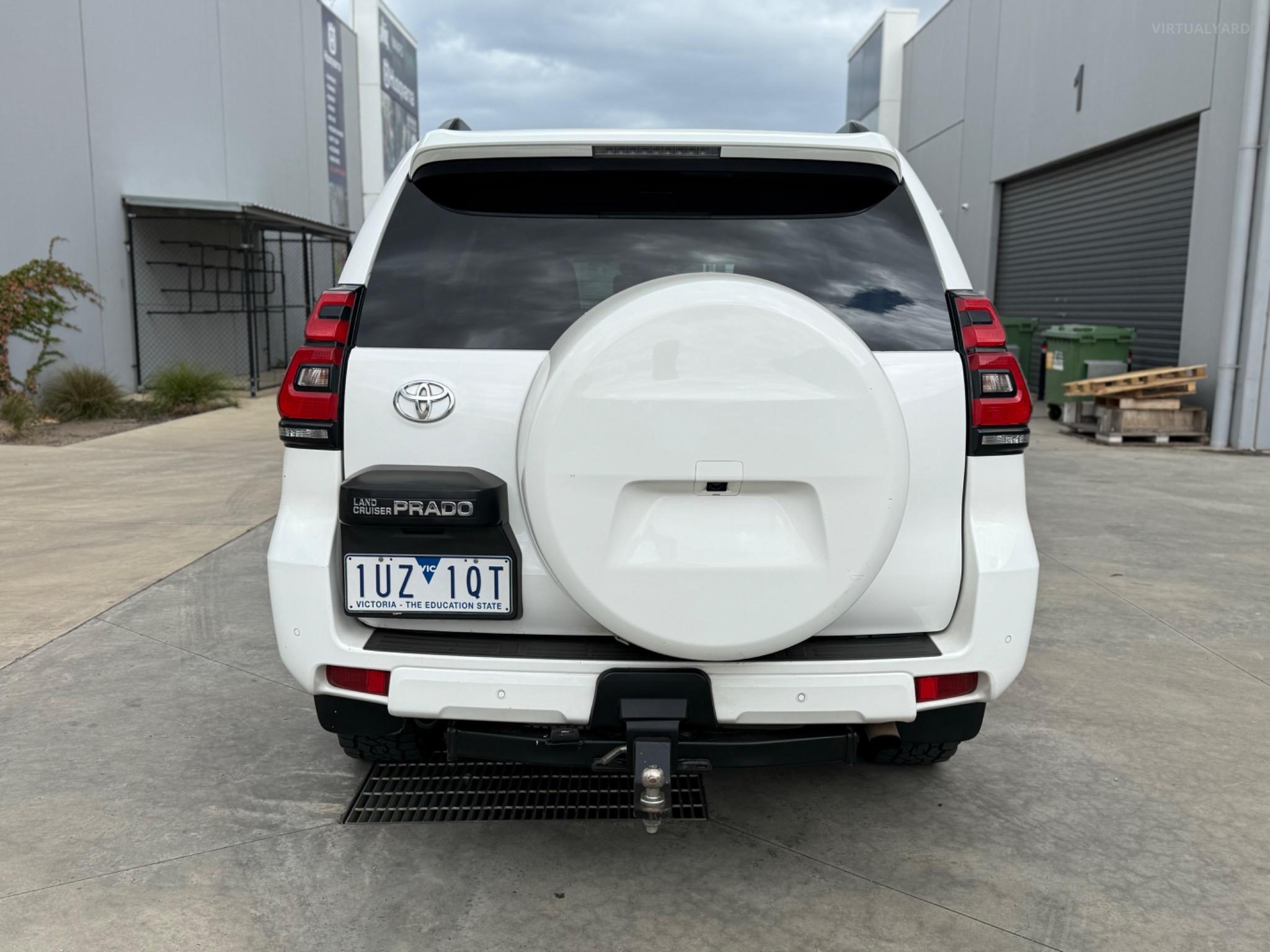 TOYOTA LANDCRUISER PRADO