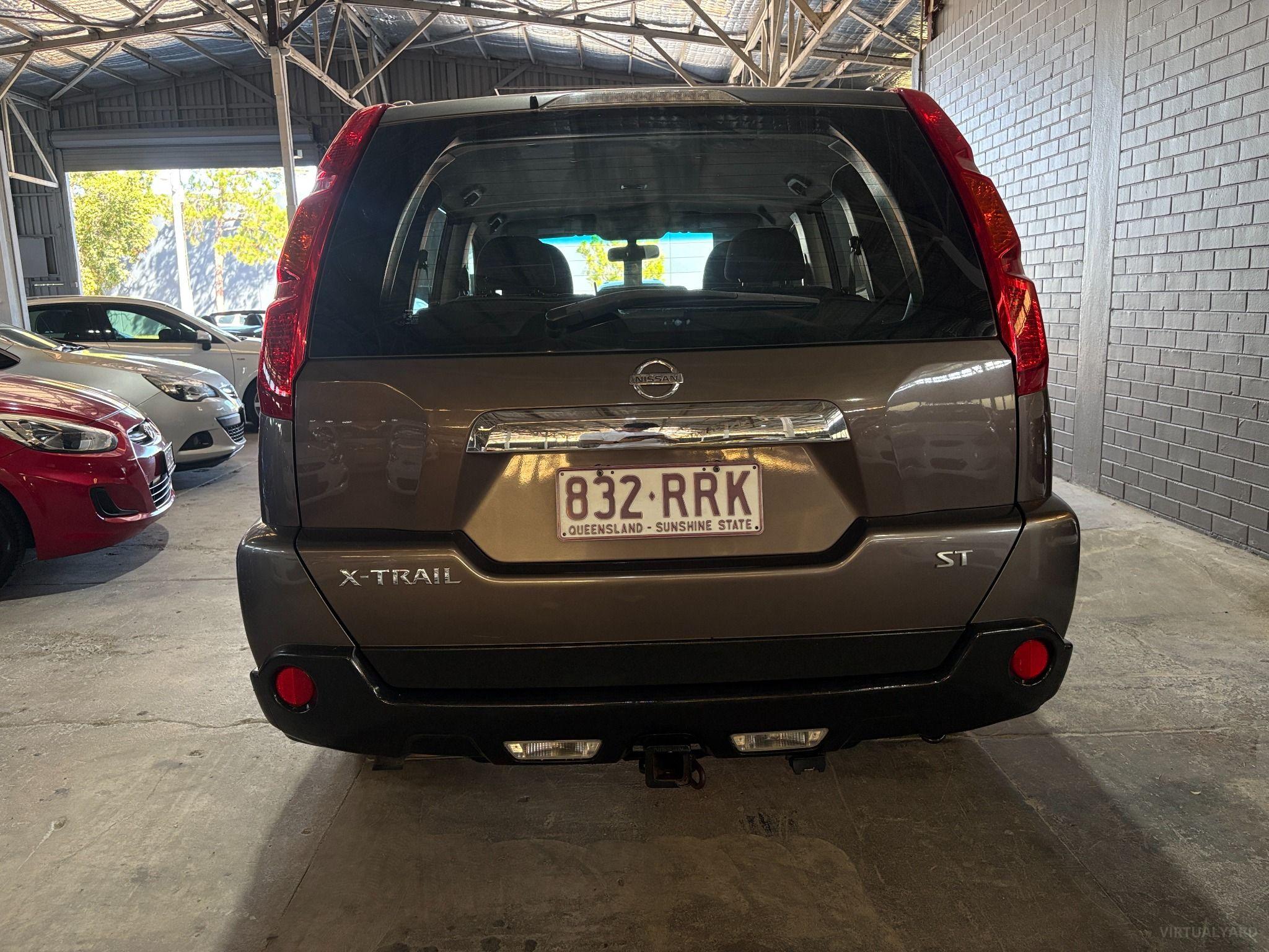 NISSAN X-TRAIL