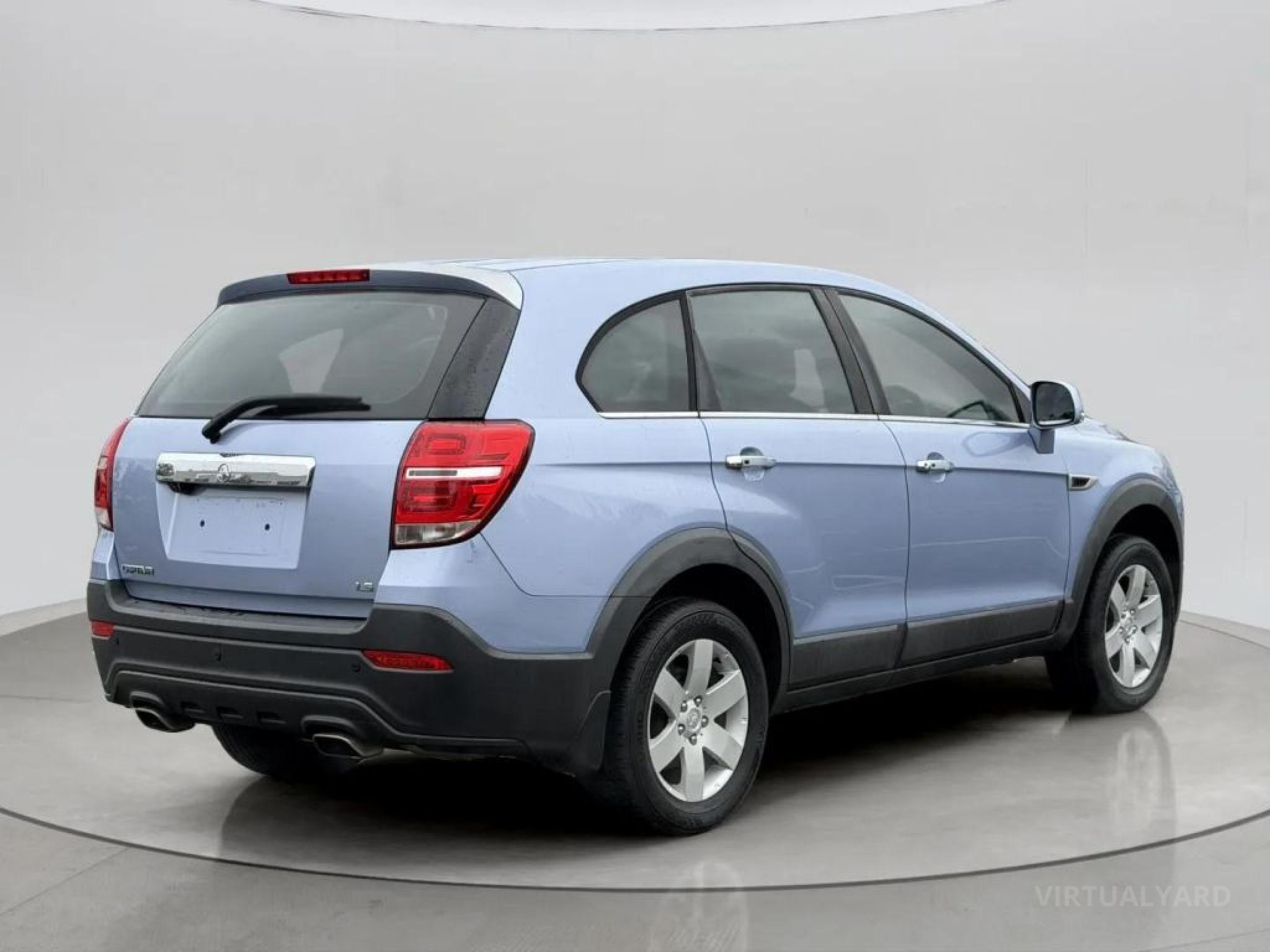 HOLDEN CAPTIVA