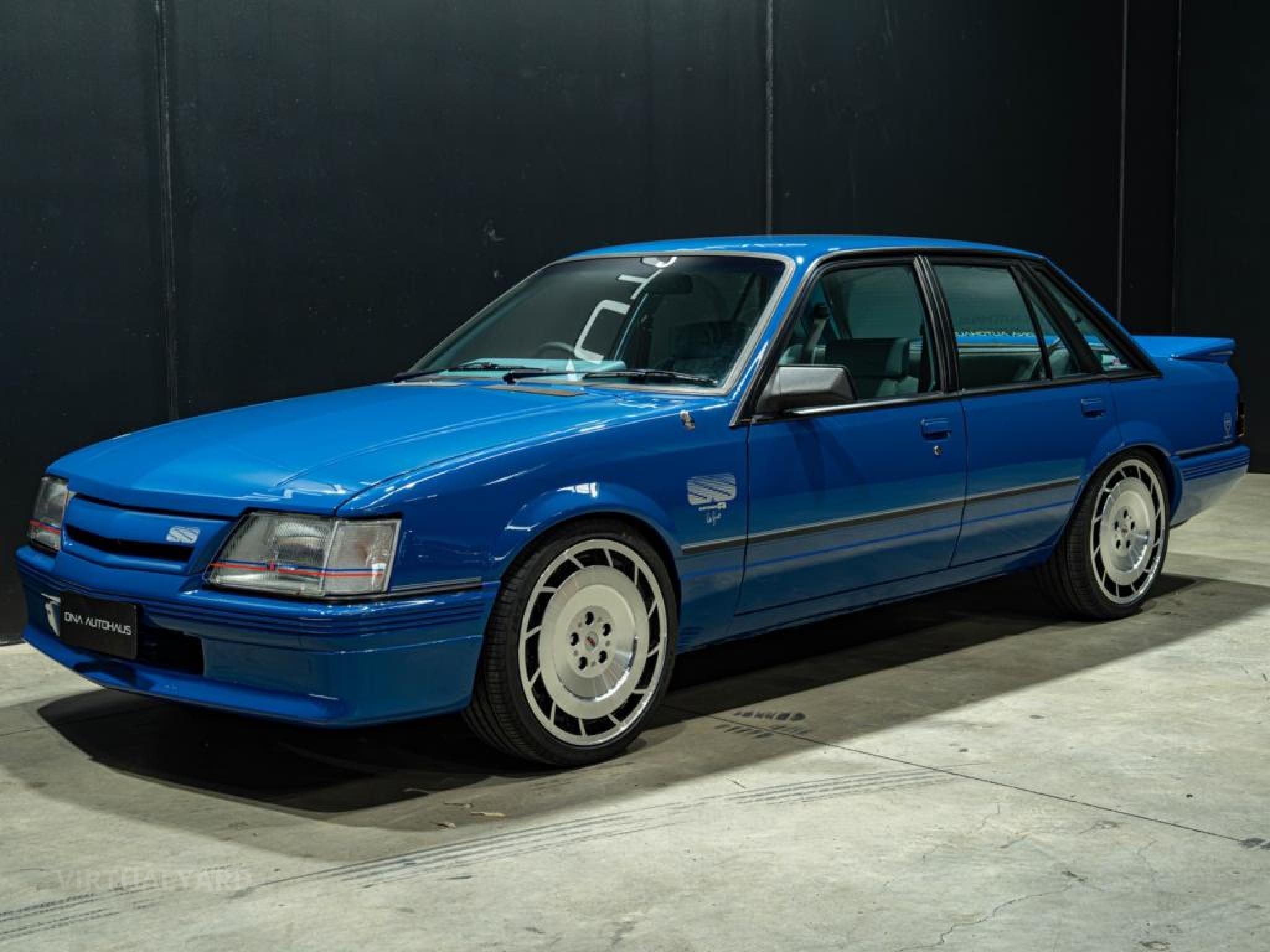 HOLDEN HDT COMMODORE VK SS GROUP A