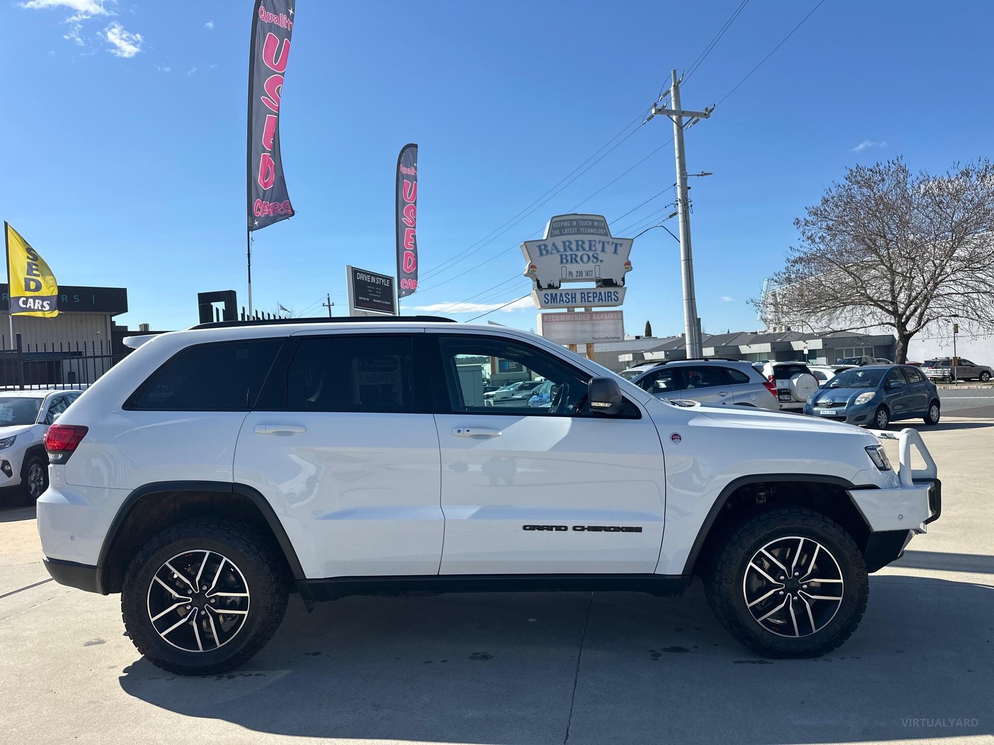 JEEP GRAND CHEROKEE