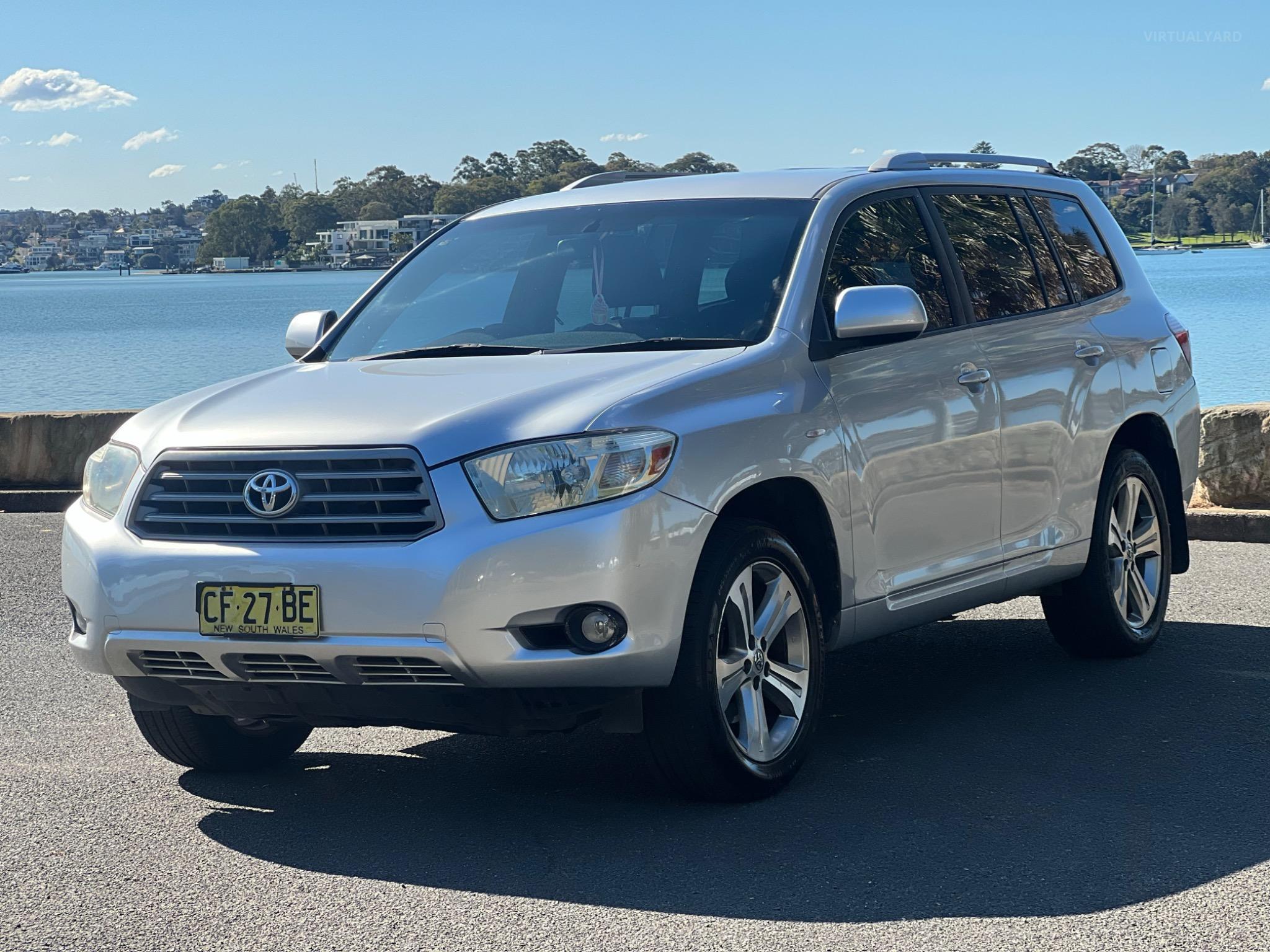 TOYOTA KLUGER