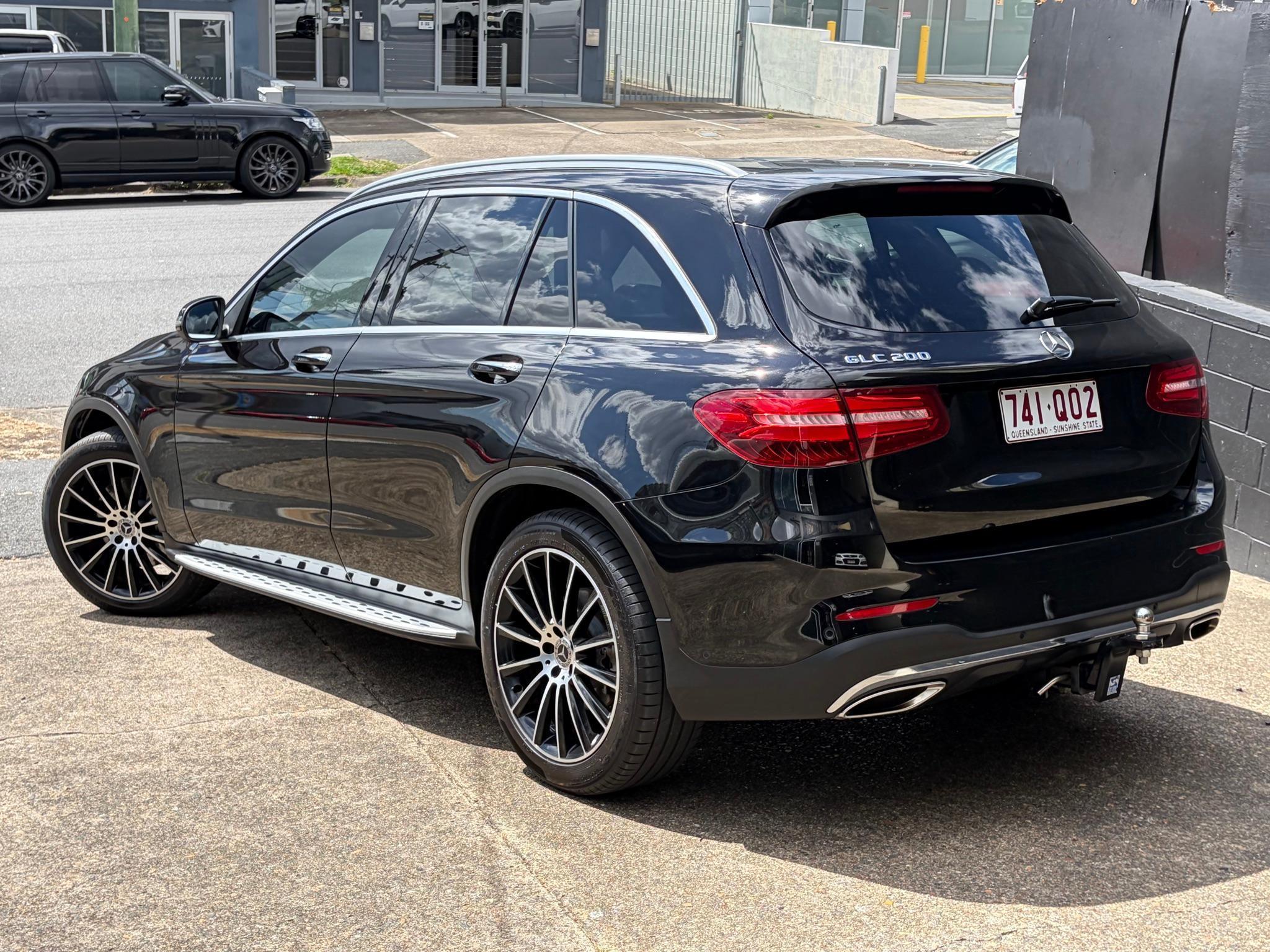 MERCEDES-BENZ GLC