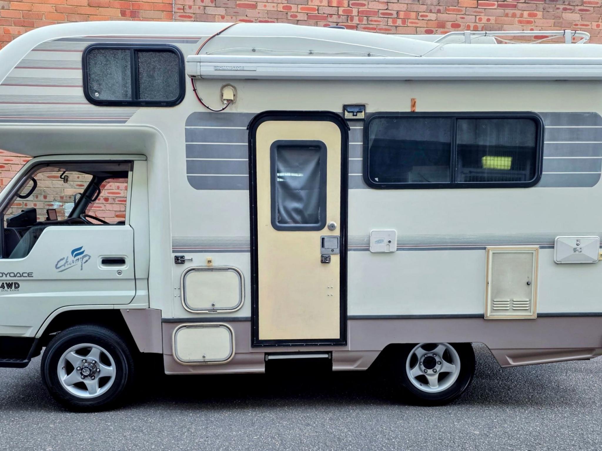TOYOTA Camroad Mobile Home
