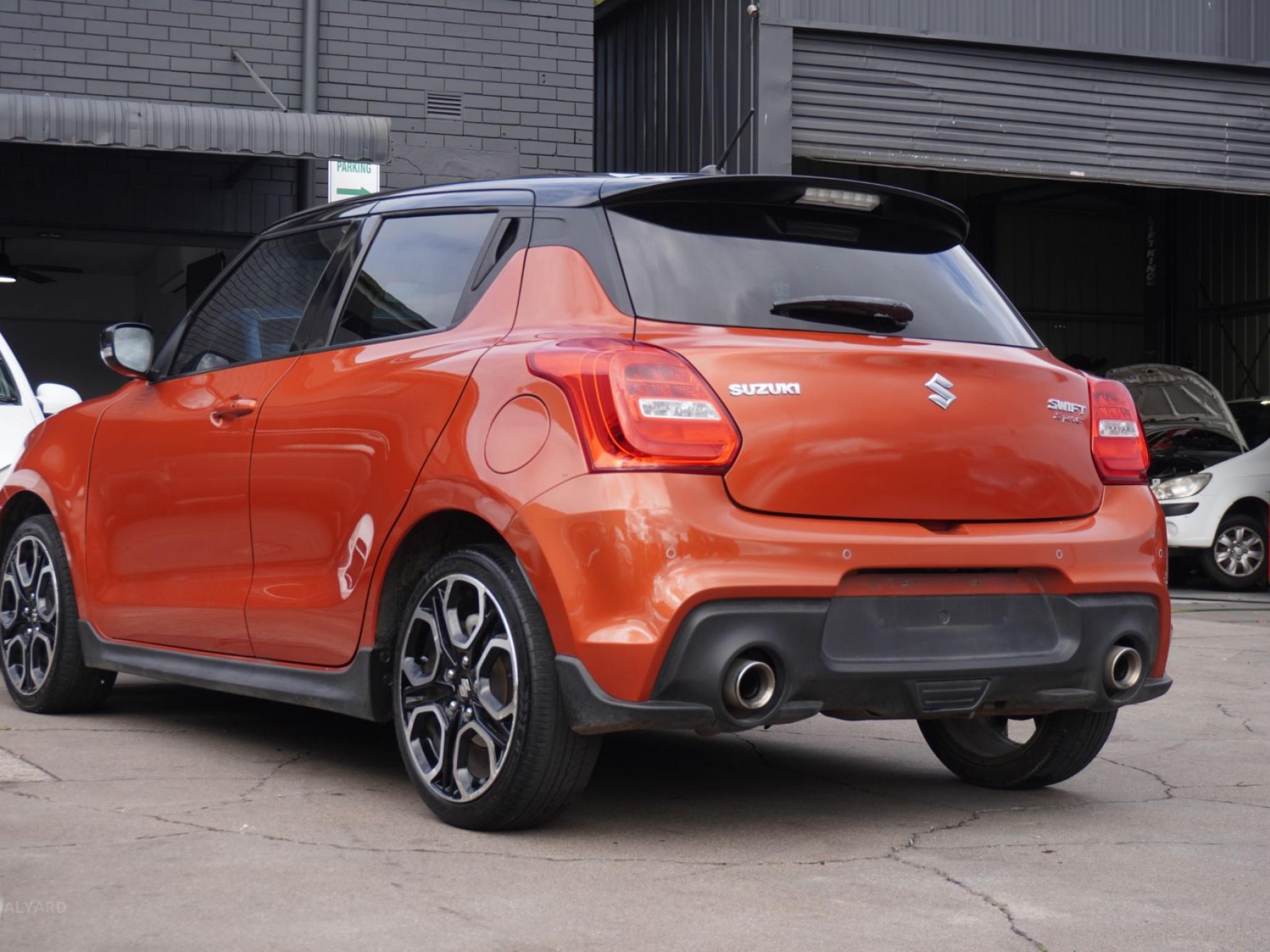 SUZUKI SWIFT