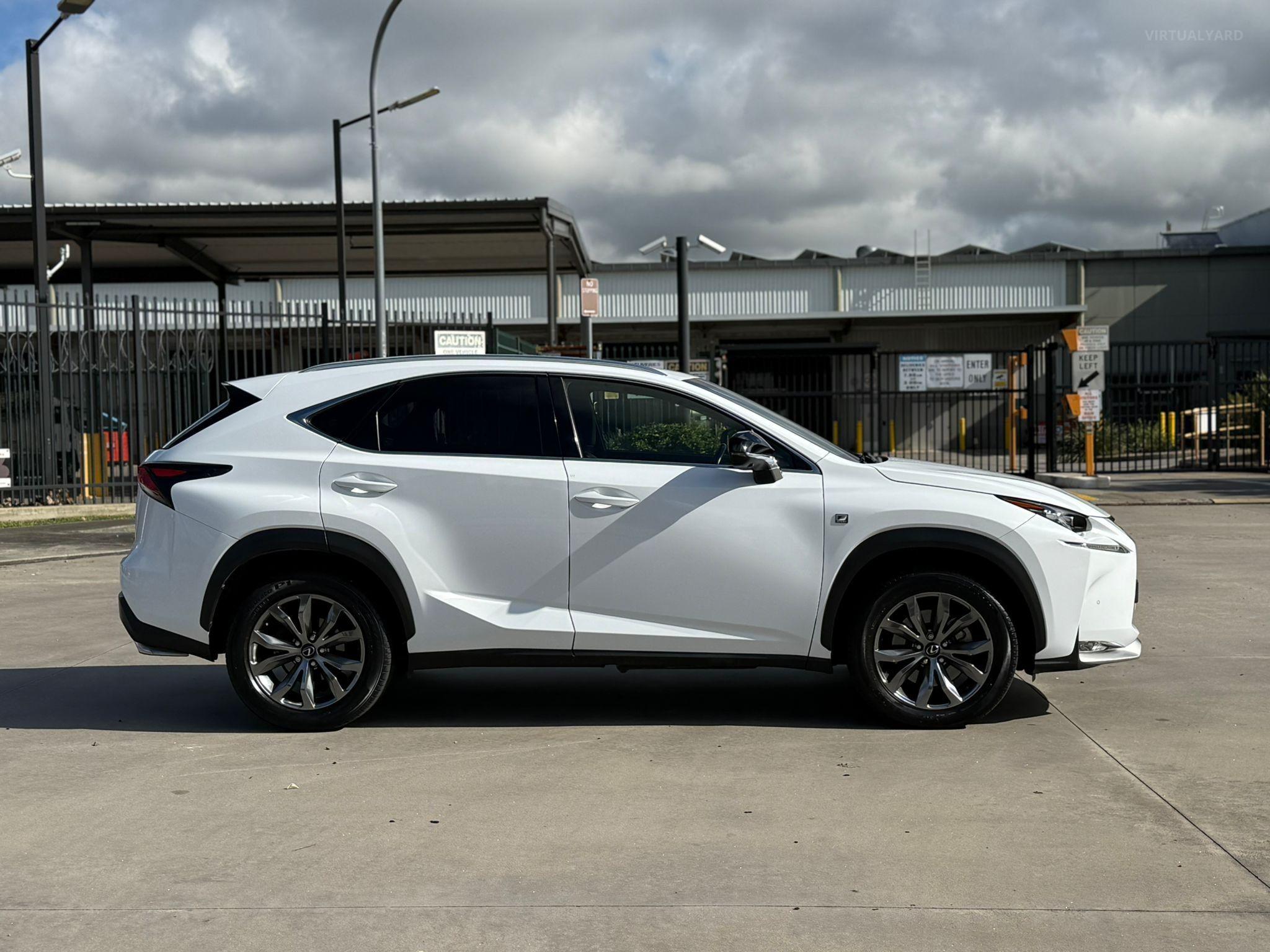 LEXUS NX200t