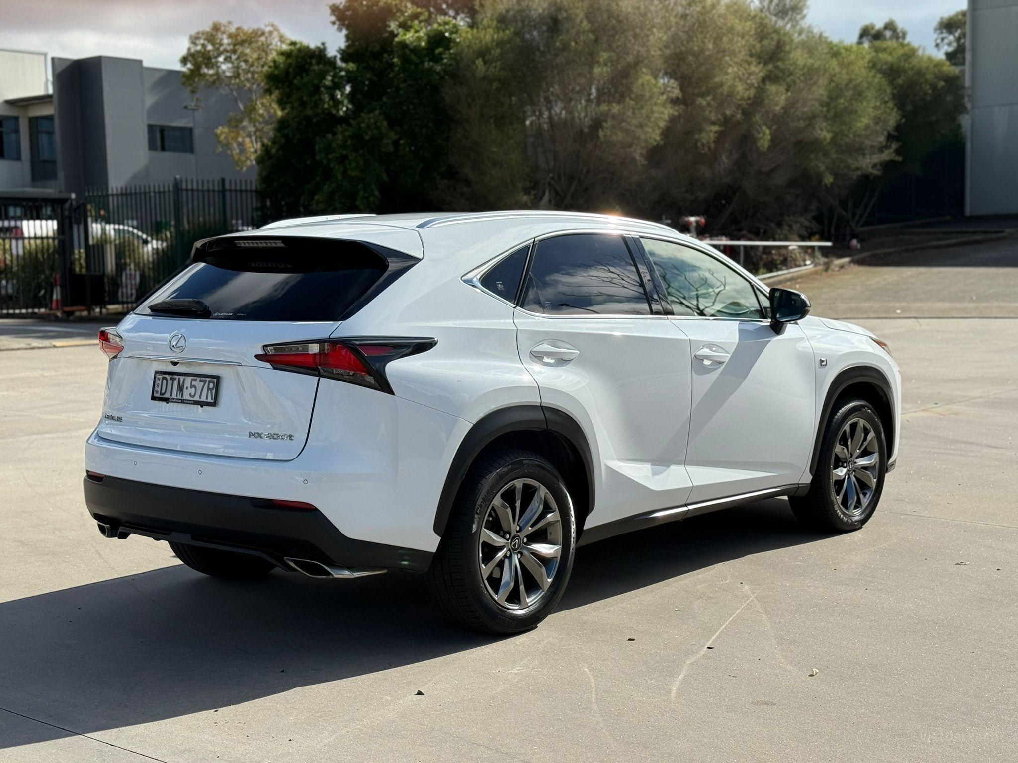 LEXUS NX200t