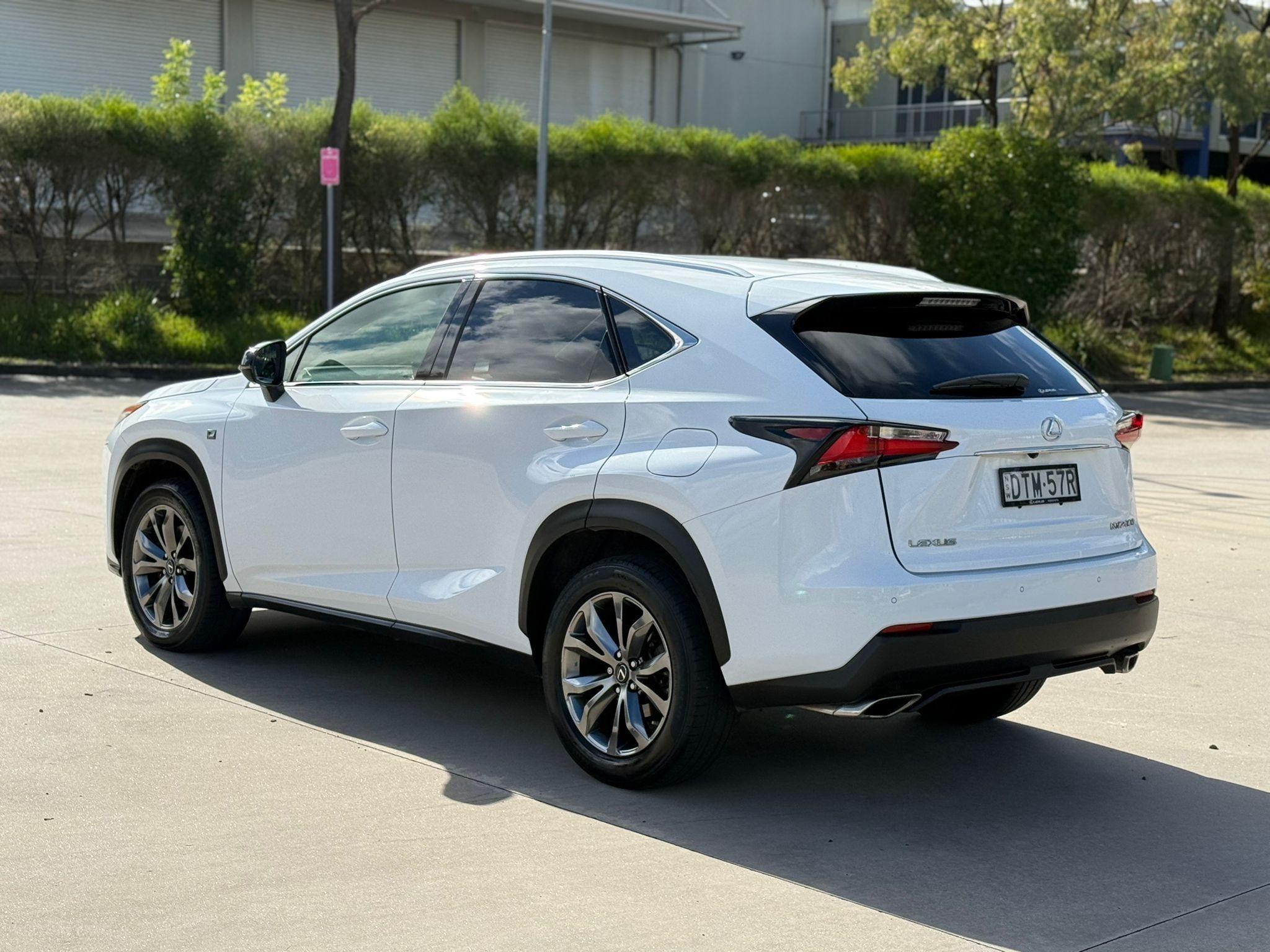 LEXUS NX200t