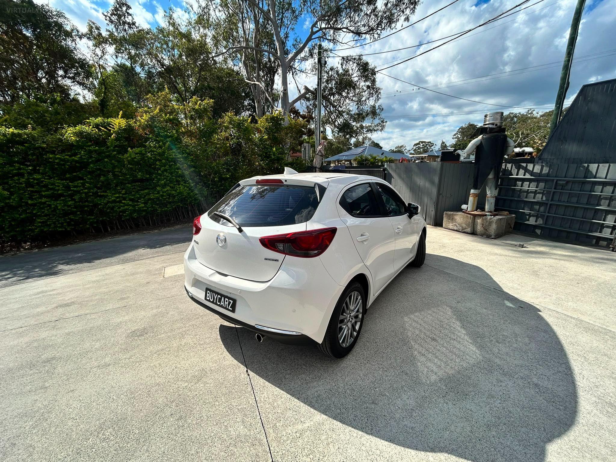 Mazda 2