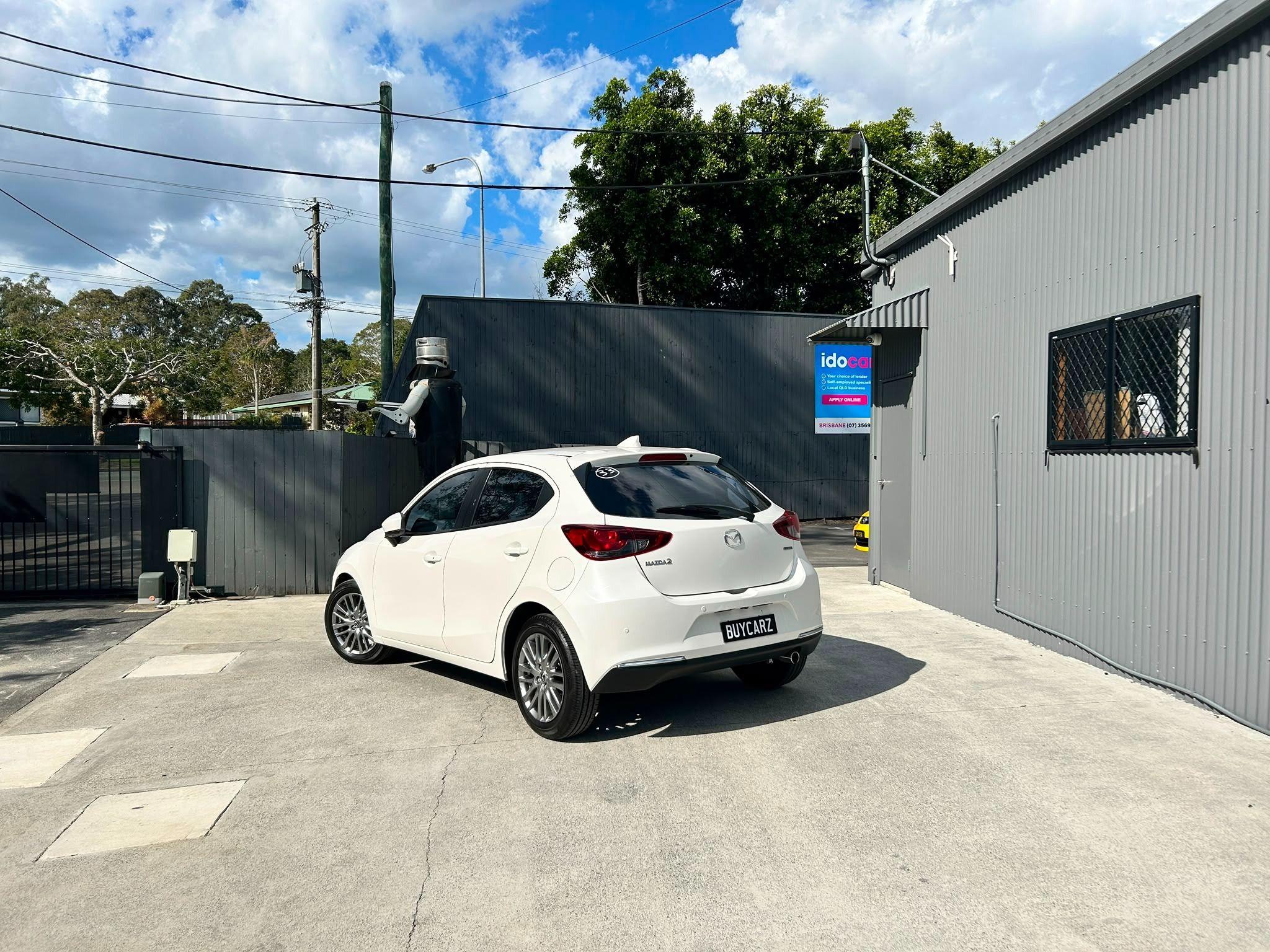 Mazda 2