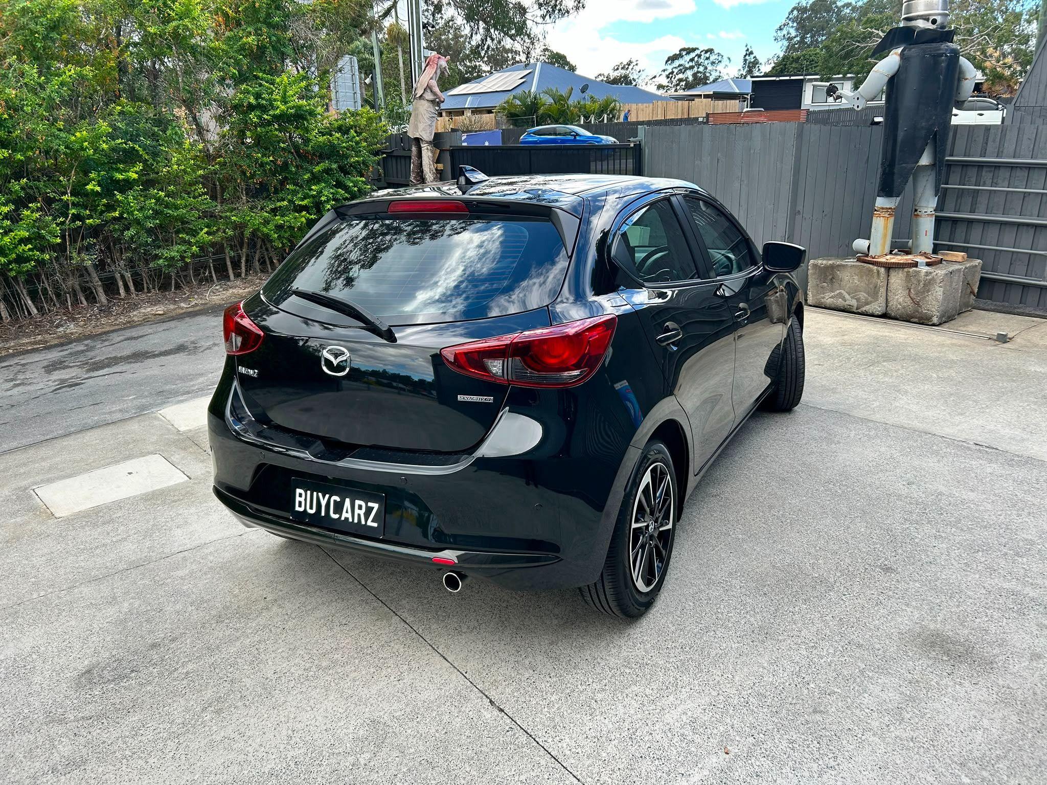 Mazda 2