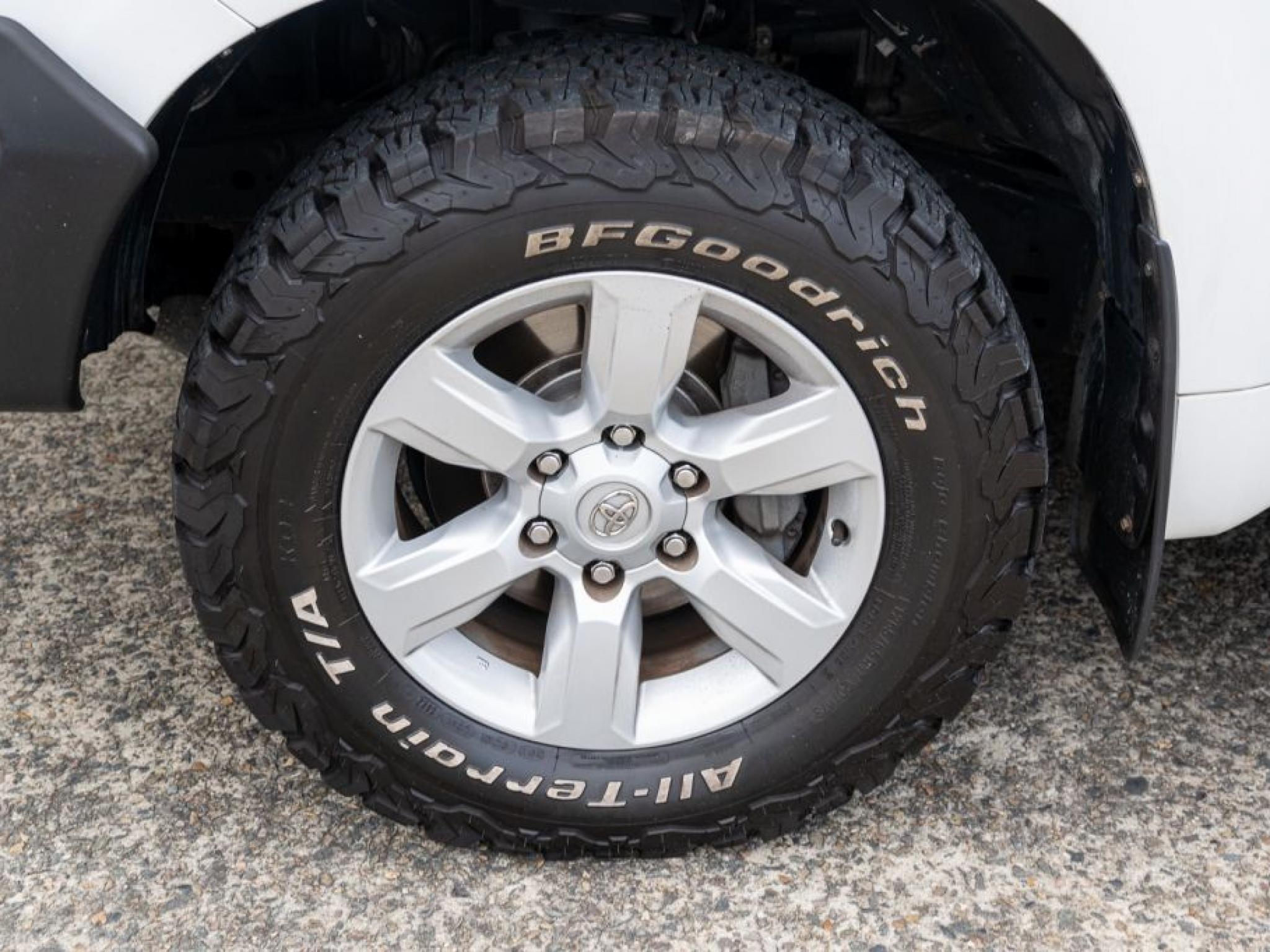TOYOTA LANDCRUISER