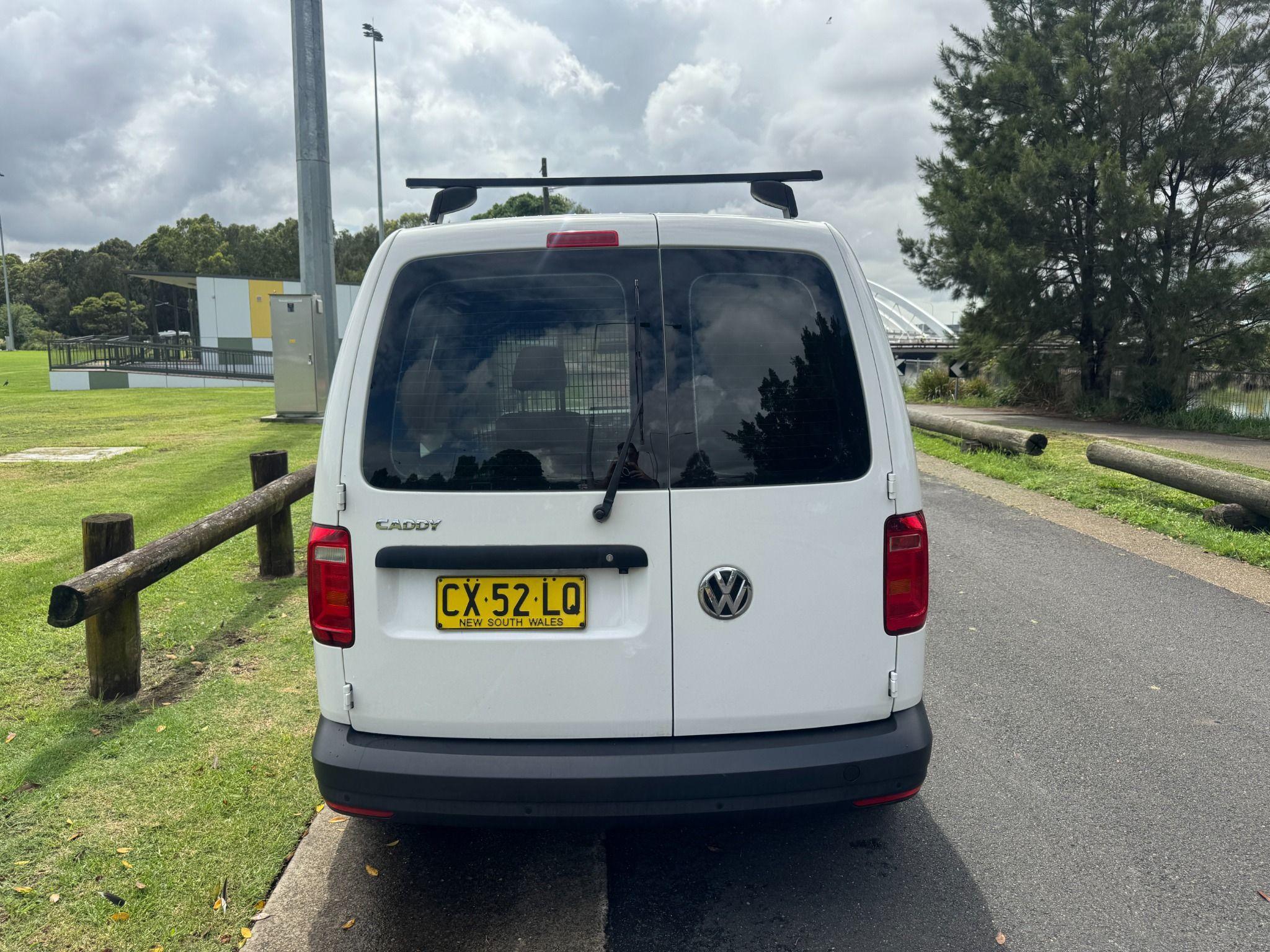 VOLKSWAGEN CADDY