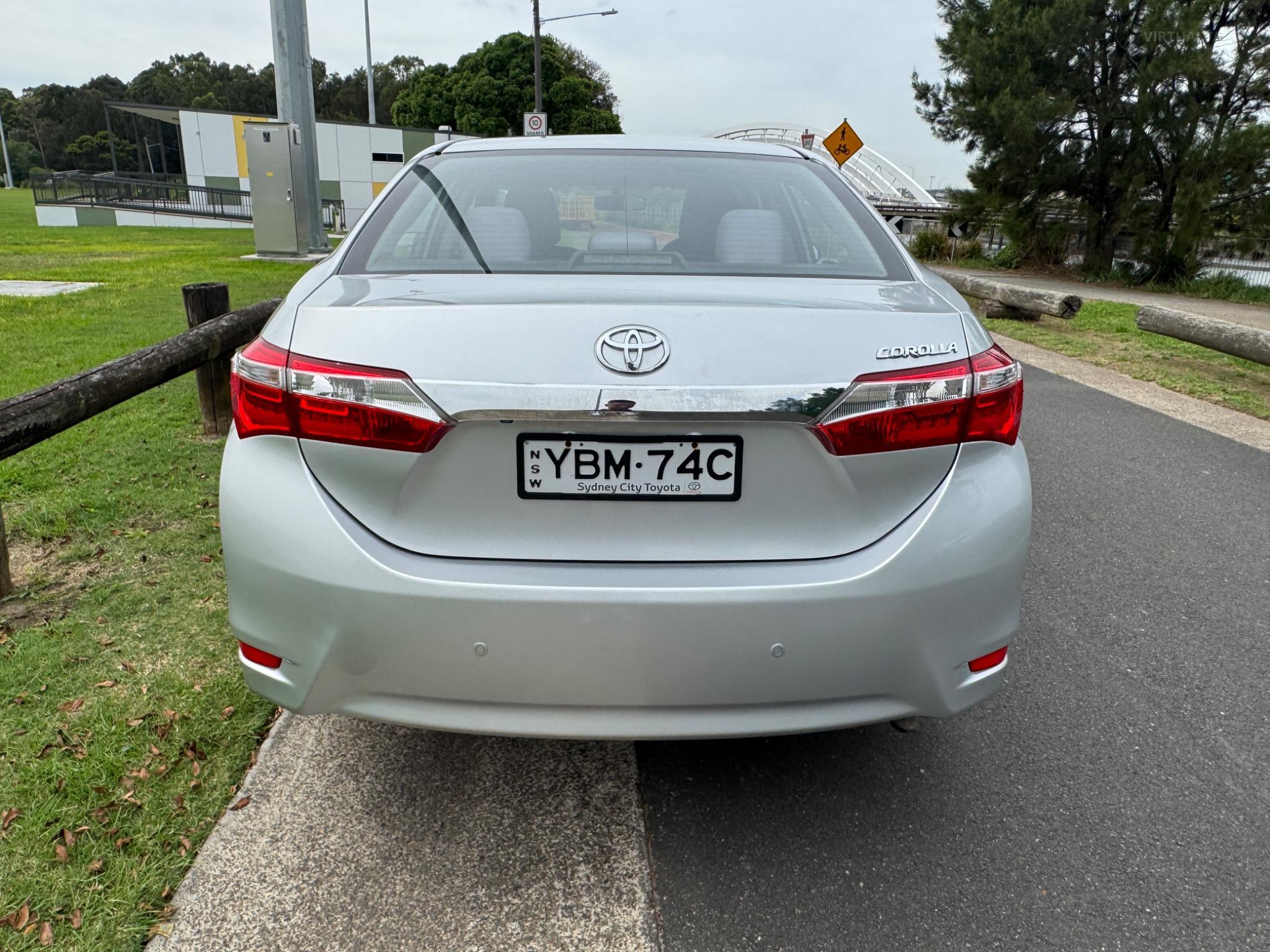 TOYOTA COROLLA