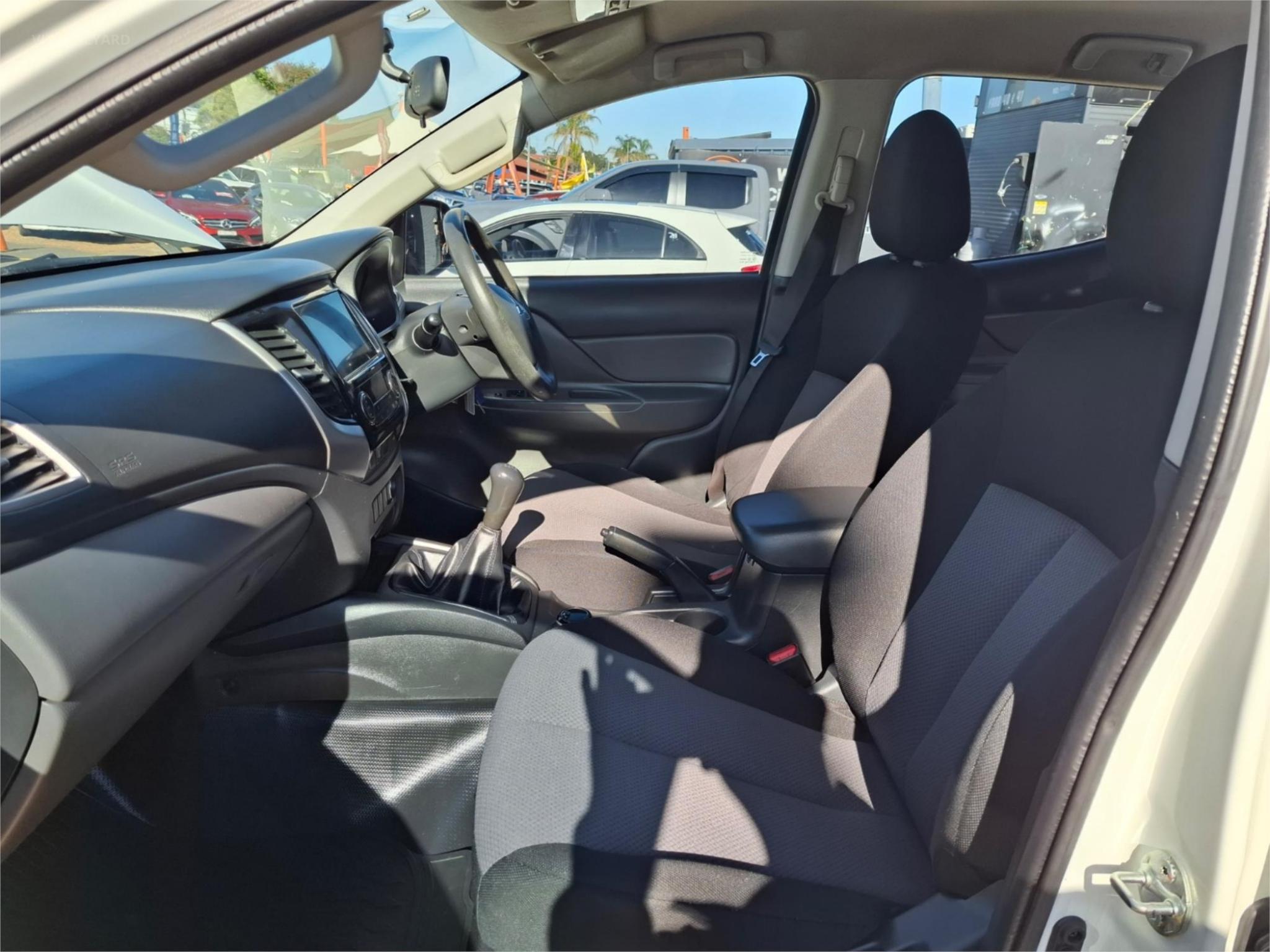 2018 MITSUBISHI TRITON MQ MY18 GLS UTILITY DOUBLE CAB 4DR MAN 6SP 4X4 950KG 2.4DT image 21