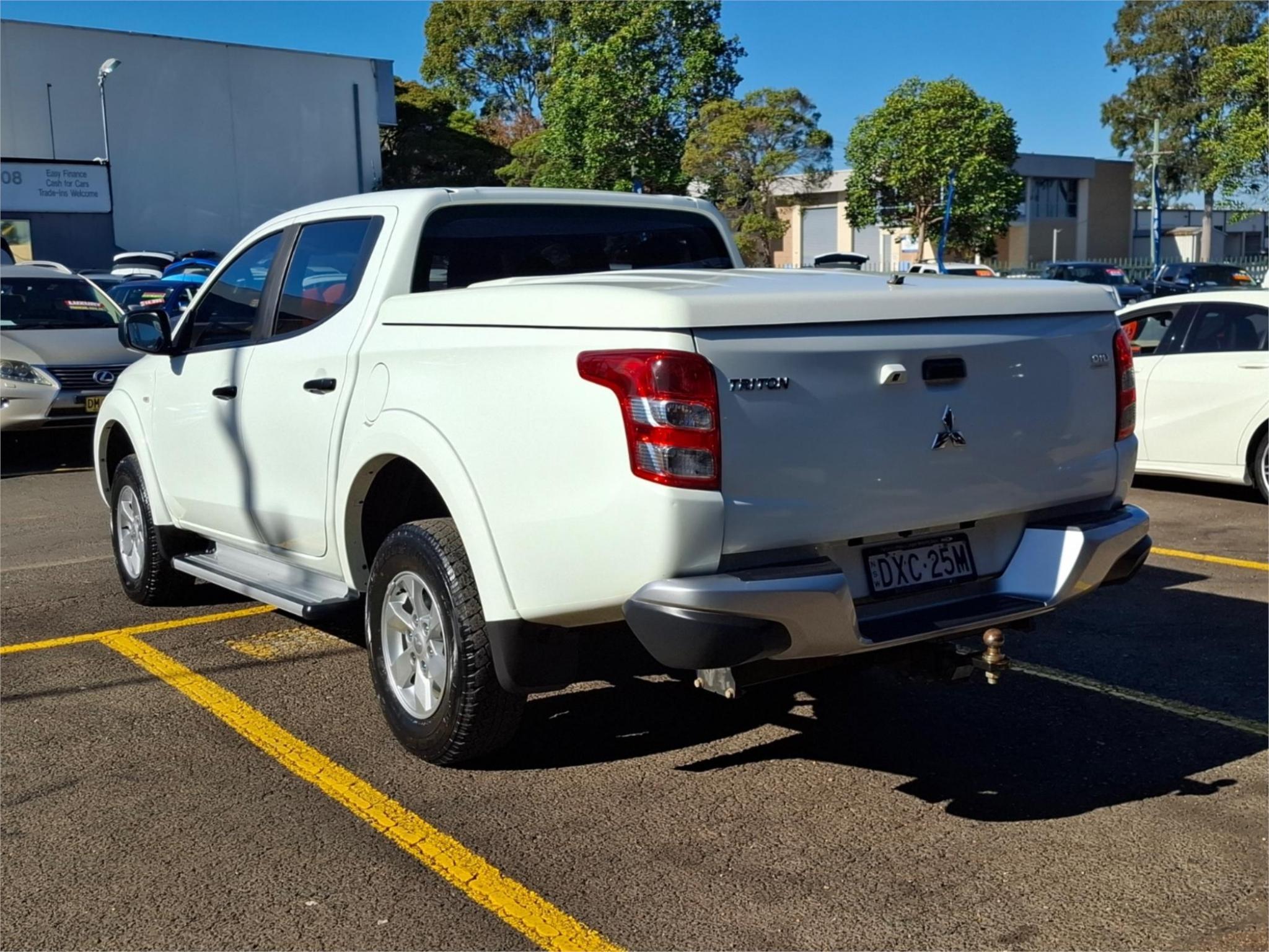 2018 MITSUBISHI TRITON MQ MY18 GLS UTILITY DOUBLE CAB 4DR MAN 6SP 4X4 950KG 2.4DT image 5