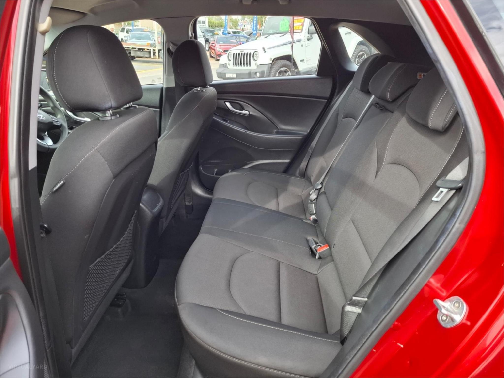 2017 HYUNDAI I30 GD4 SERIES II ACTIVE HATCHBACK 5DR SPTS AUTO 6SP 1.8I [MY17] image 21