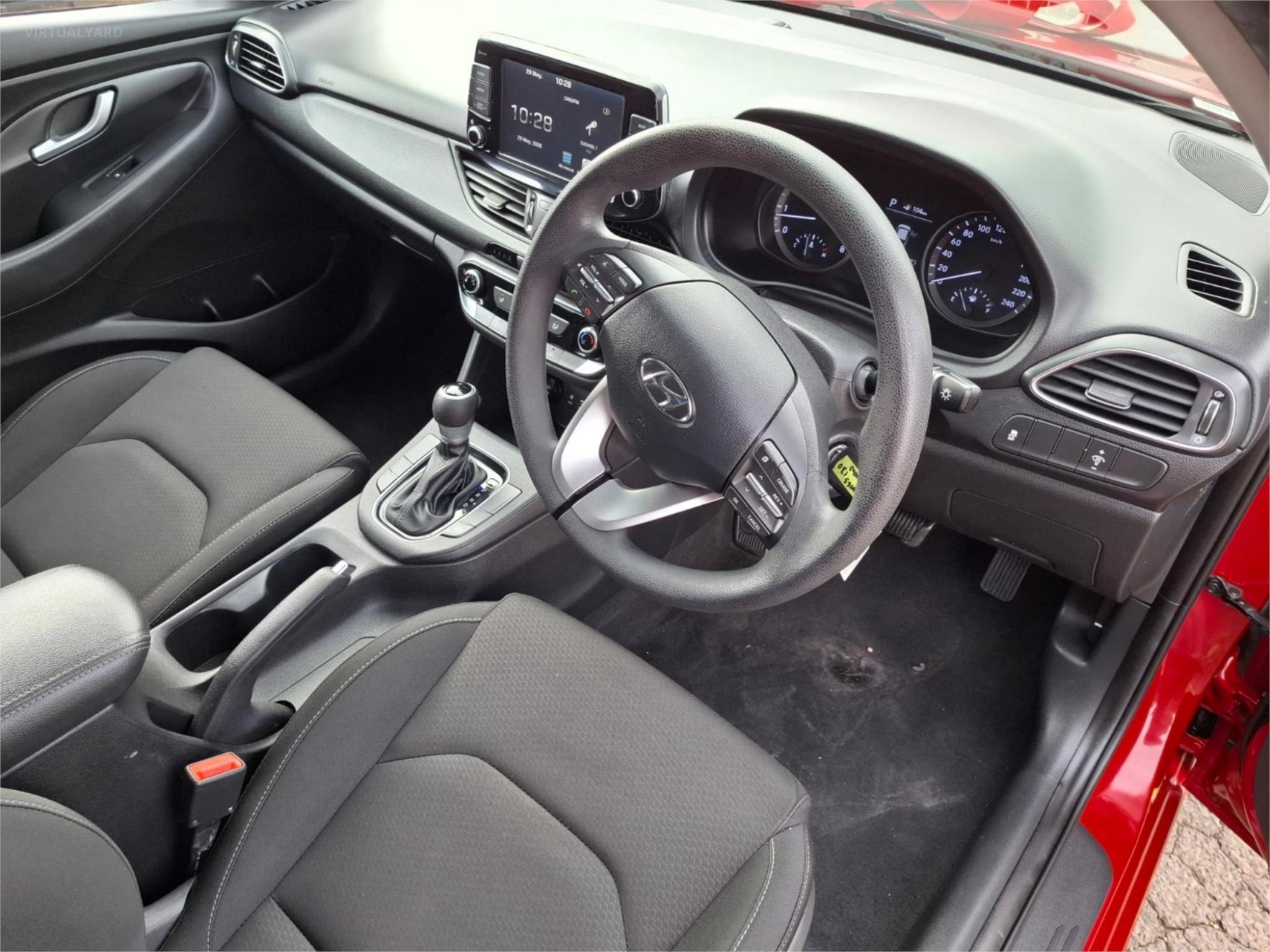 2017 HYUNDAI I30 GD4 SERIES II ACTIVE HATCHBACK 5DR SPTS AUTO 6SP 1.8I [MY17] image 9