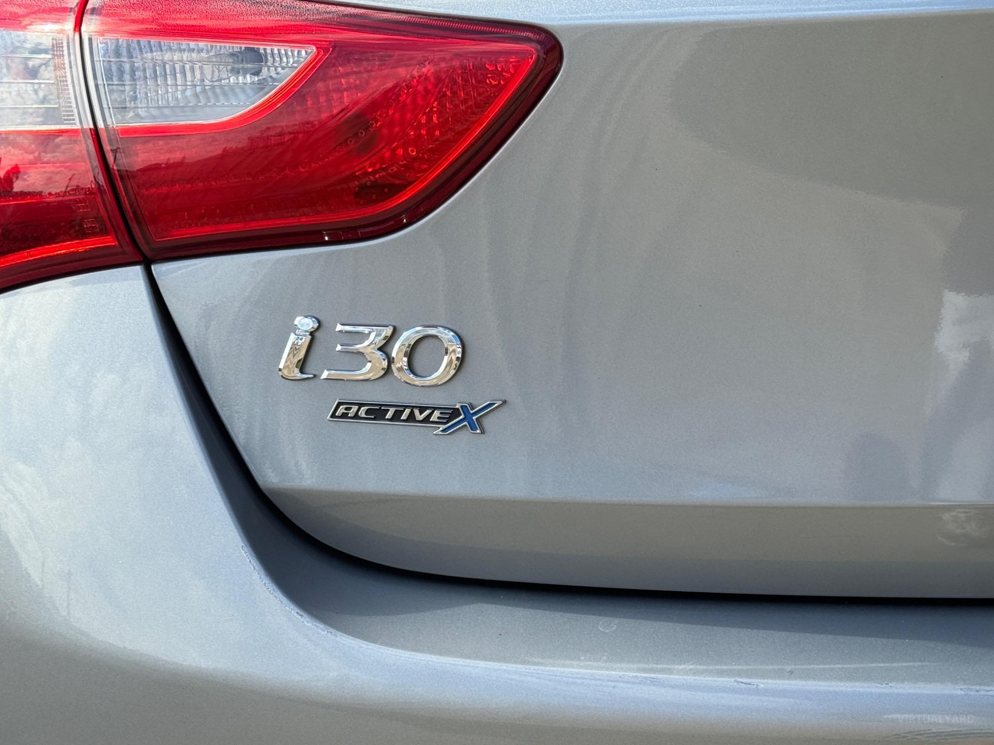 HYUNDAI i30