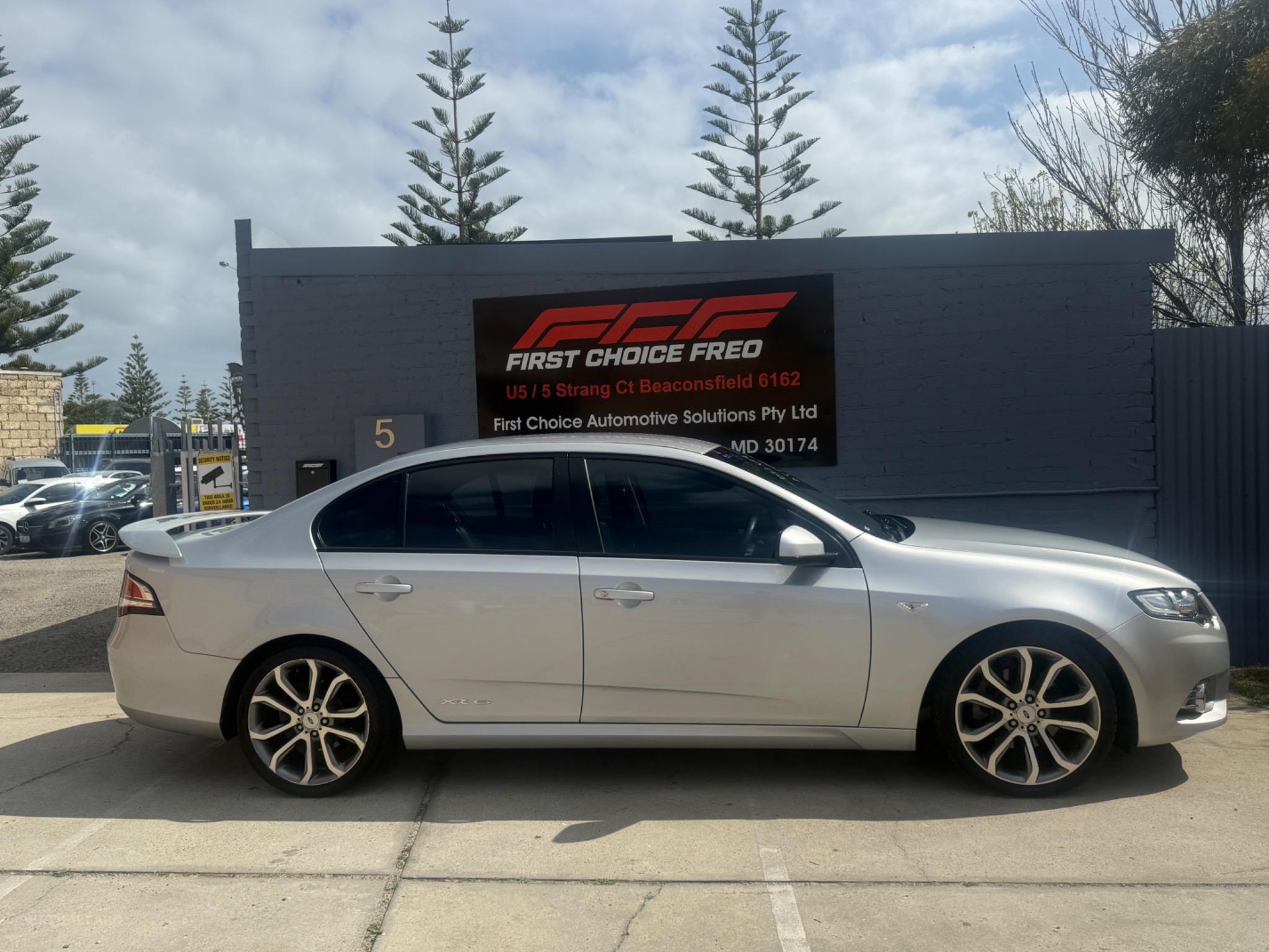 FORD FALCON