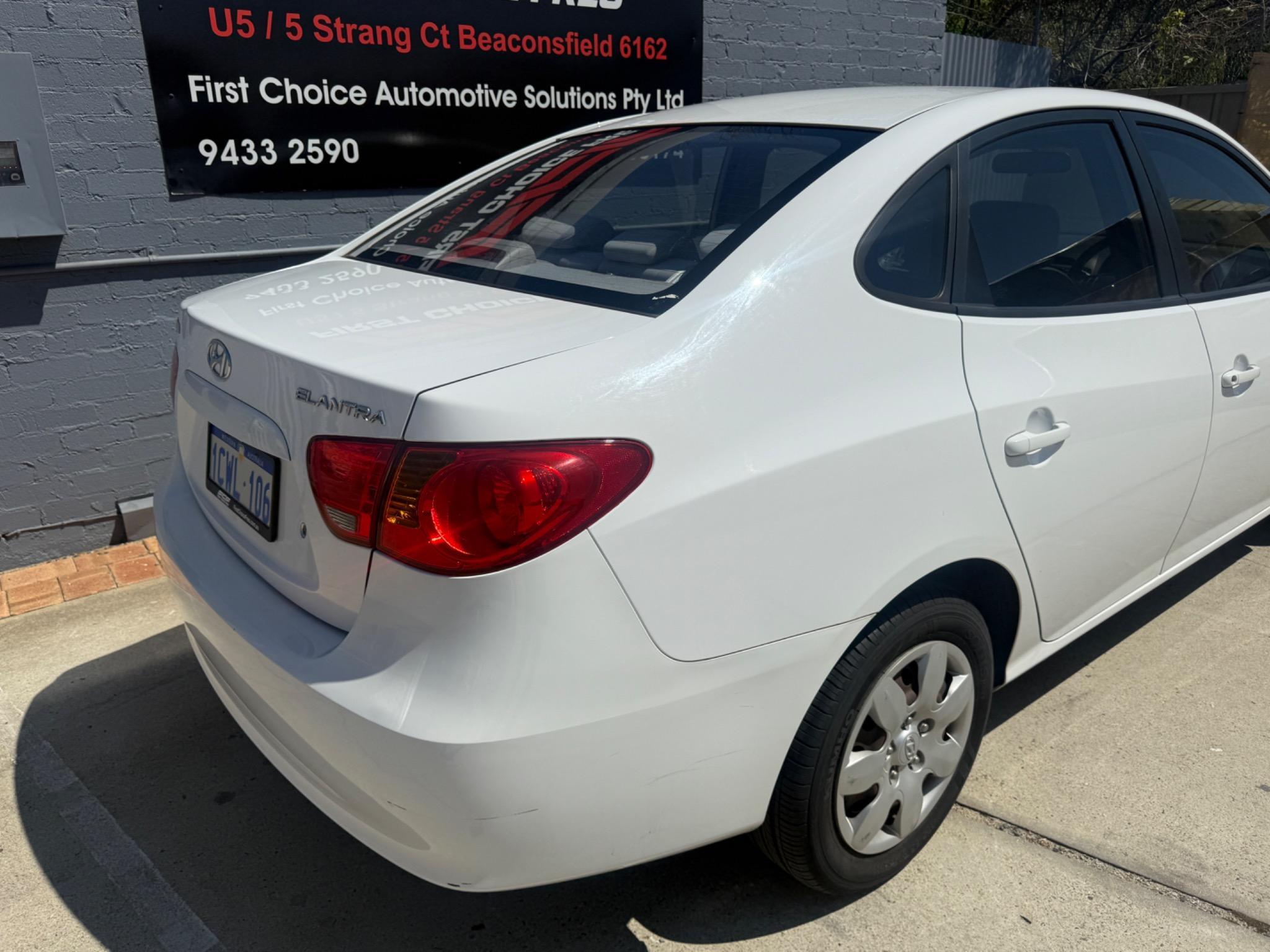 HYUNDAI ELANTRA