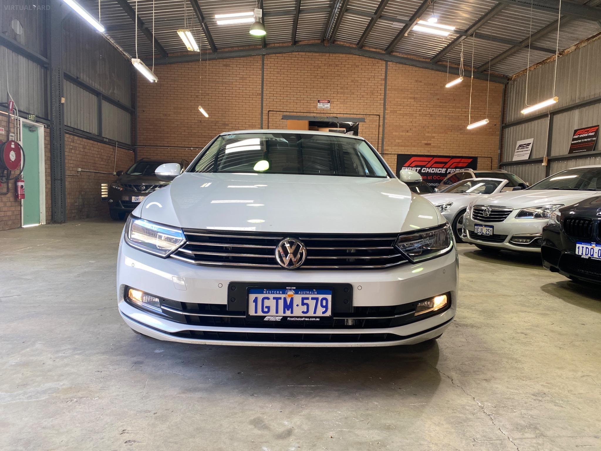 VOLKSWAGEN PASSAT