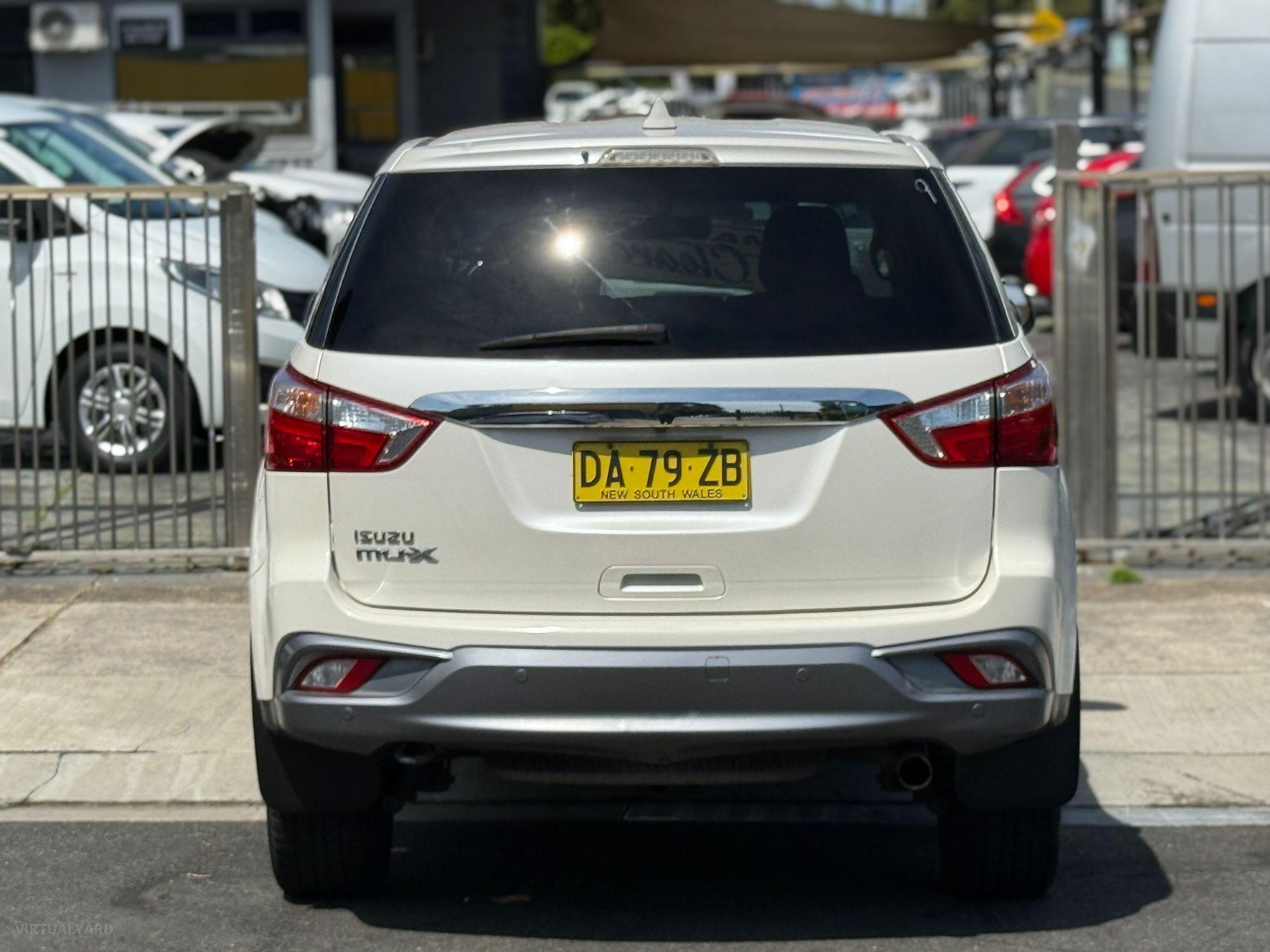 Isuzu MU-X